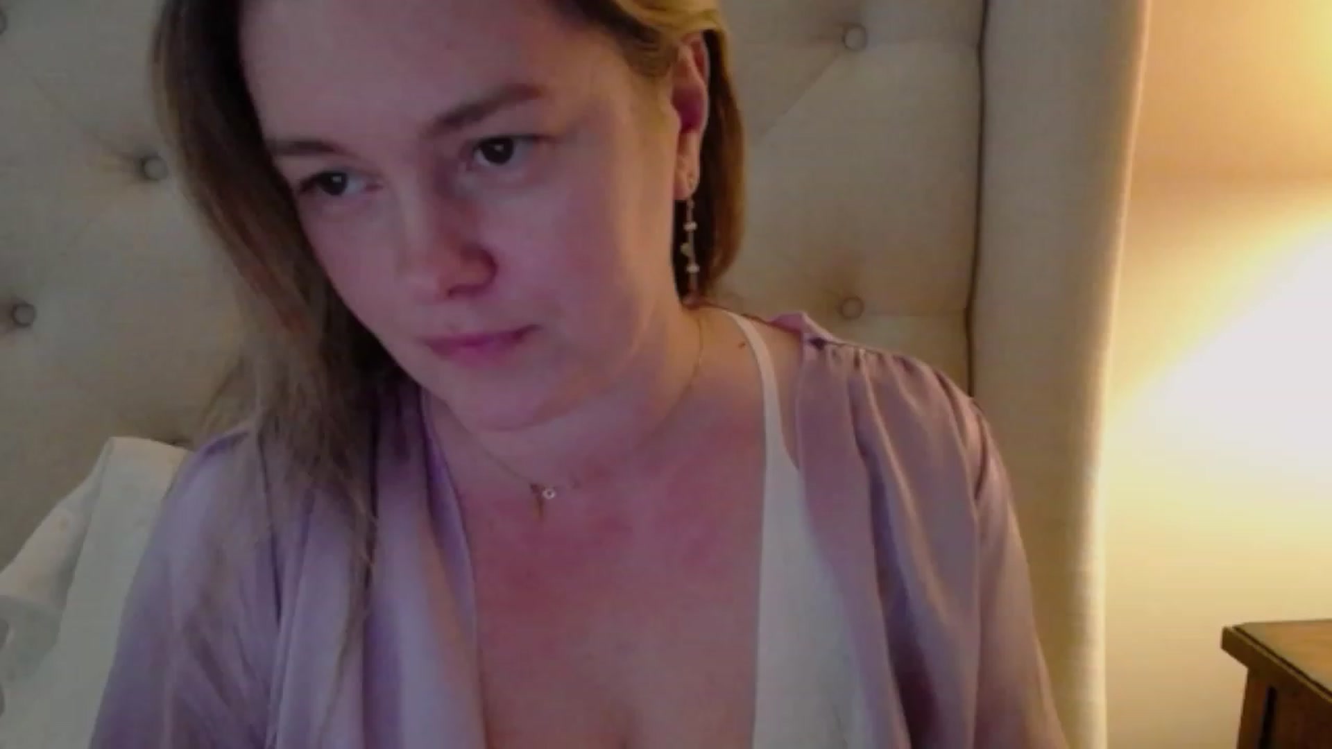Gallery image thumbnail from J0llye's myfreecams stream on, 03/09/2024, 21:19 image 5 of 20