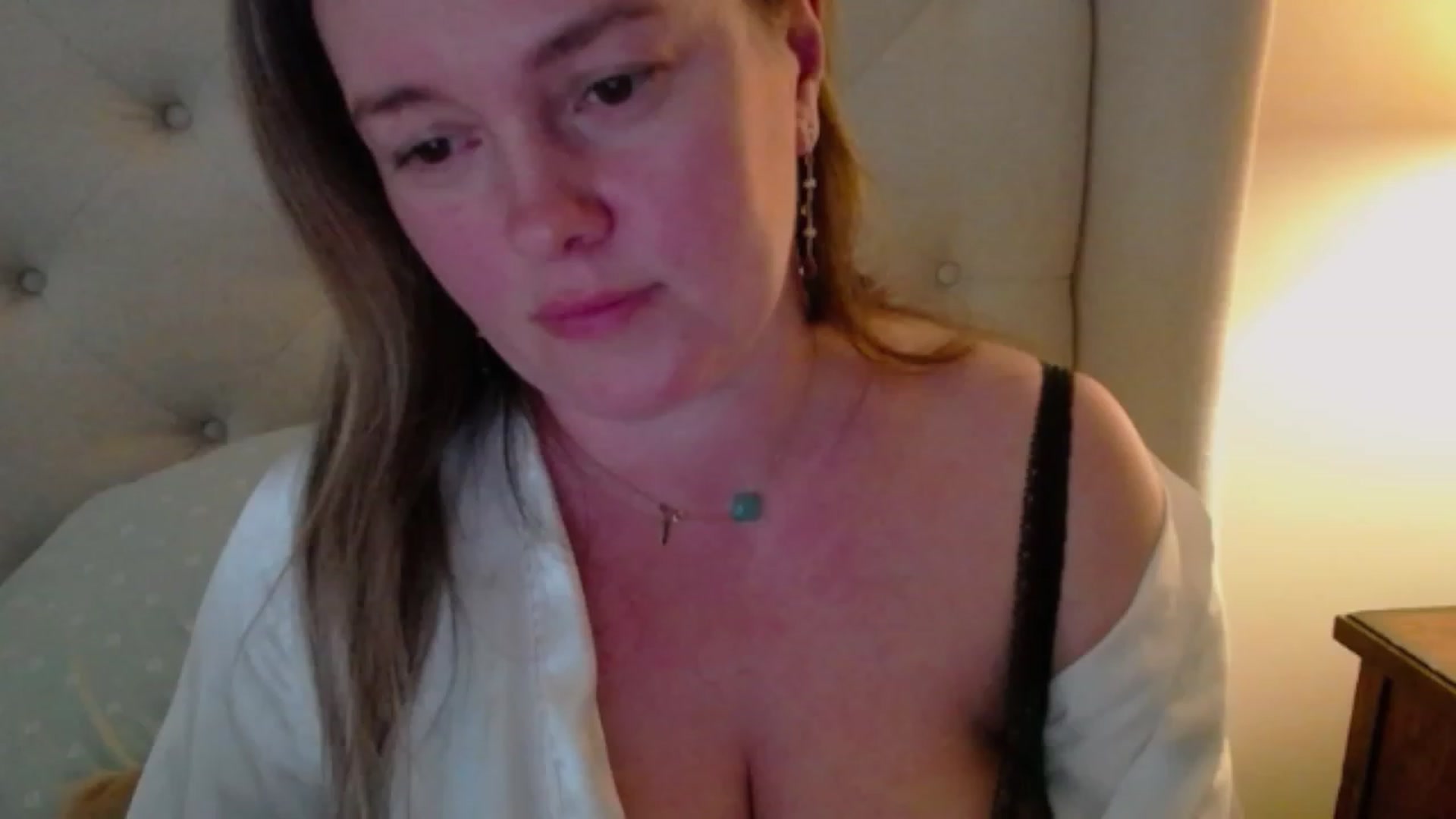 Gallery image thumbnail from J0llye's myfreecams stream on, 03/11/2024, 20:02 image 18 of 20