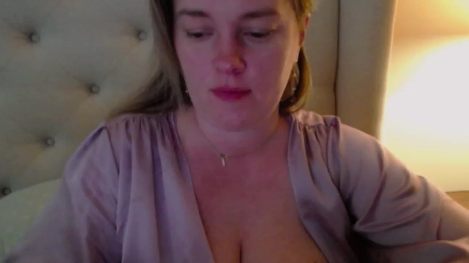 Gallery image thumbnail from J0llye's myfreecams stream on, 03/13/2024, 19:34 image 8 of 20