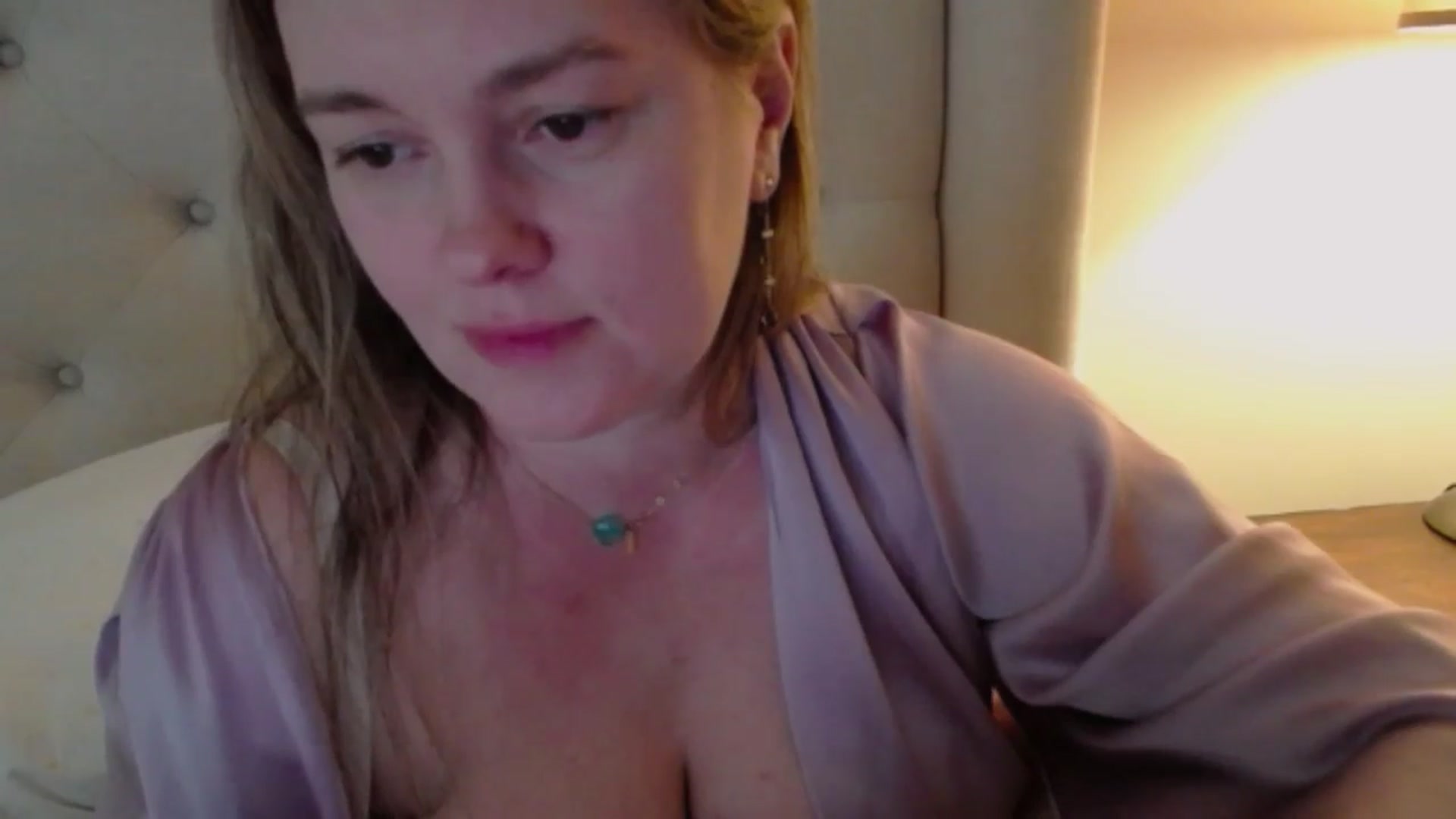 Gallery image thumbnail from J0llye's myfreecams stream on, 03/21/2024, 20:06 image 13 of 20
