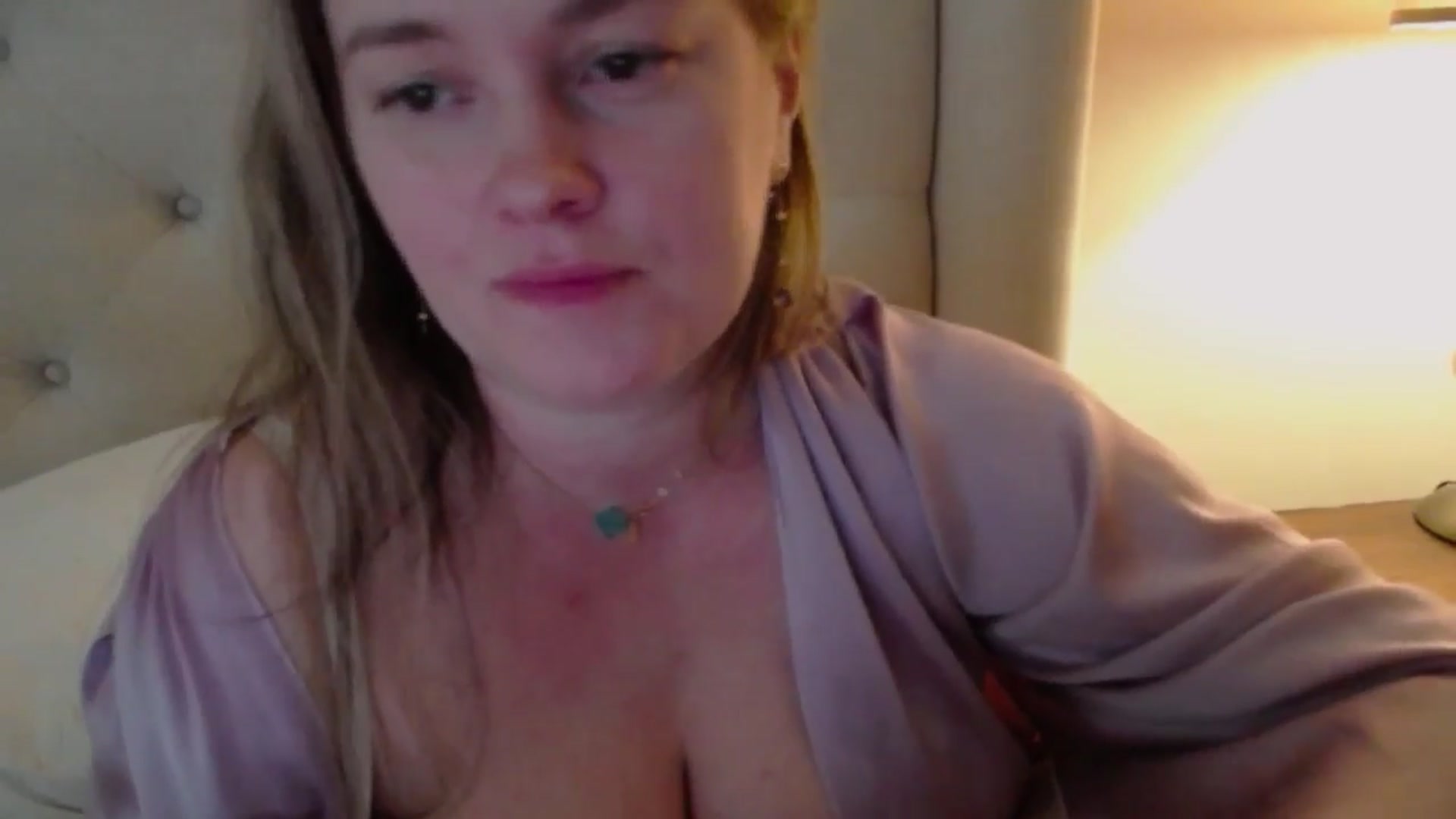 Gallery image thumbnail from J0llye's myfreecams stream on, 03/21/2024, 20:06 image 20 of 20