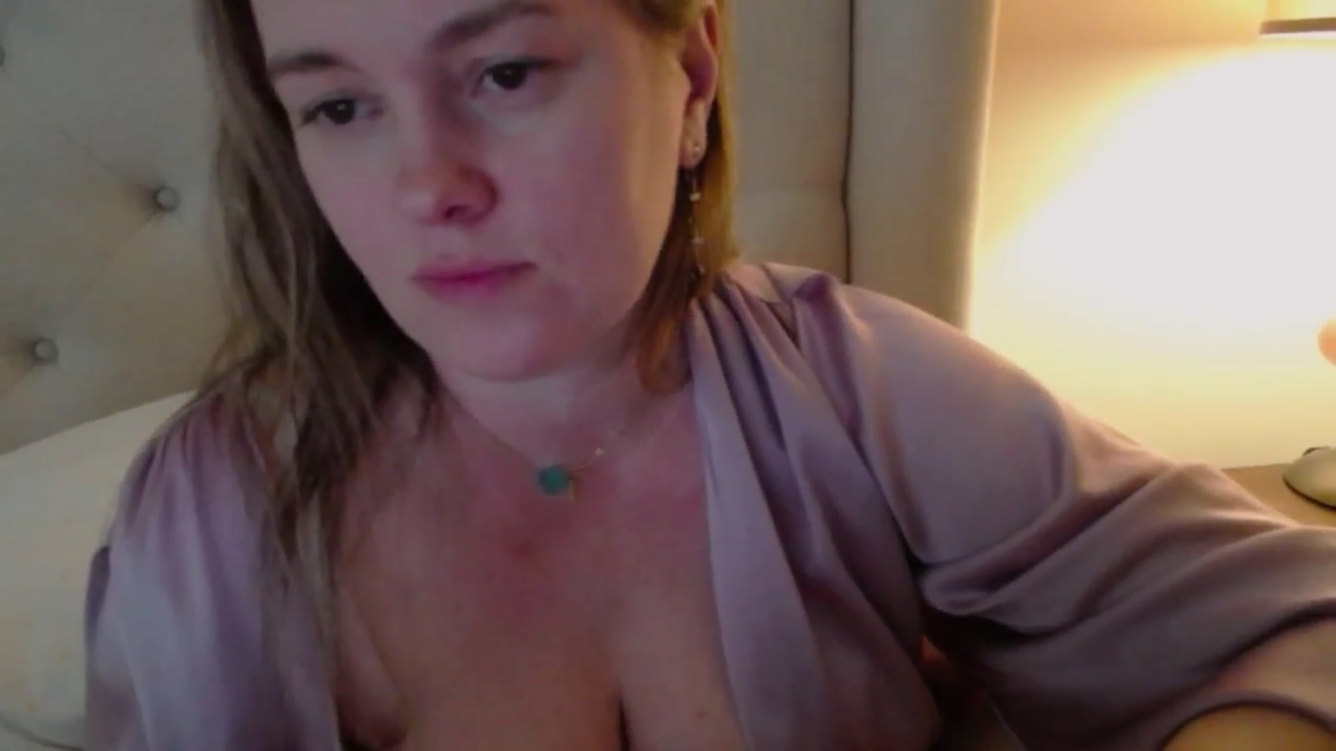 Gallery image thumbnail from J0llye's myfreecams stream on, 03/21/2024, 20:06 image 12 of 20