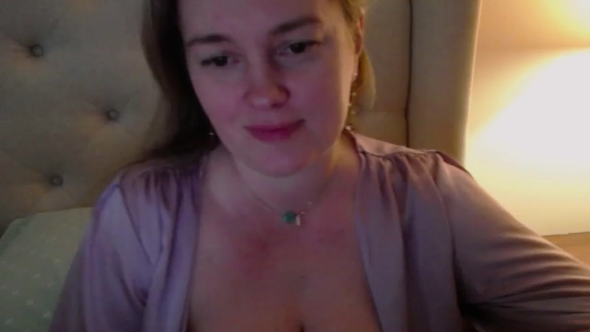 Gallery image thumbnail from J0llye's myfreecams stream on, 03/26/2024, 20:17 image 1 of 20
