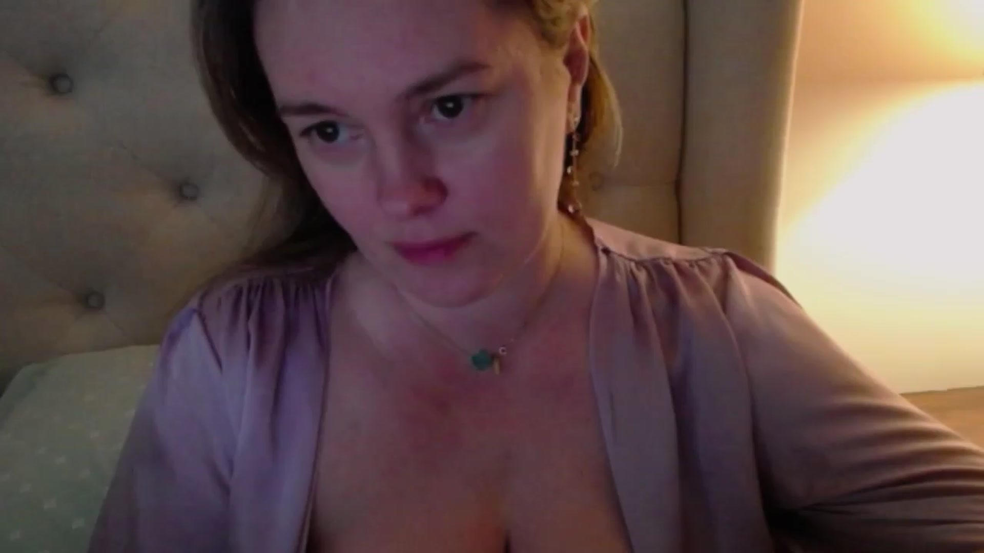 Gallery image thumbnail from J0llye's myfreecams stream on, 03/26/2024, 20:17 image 4 of 20