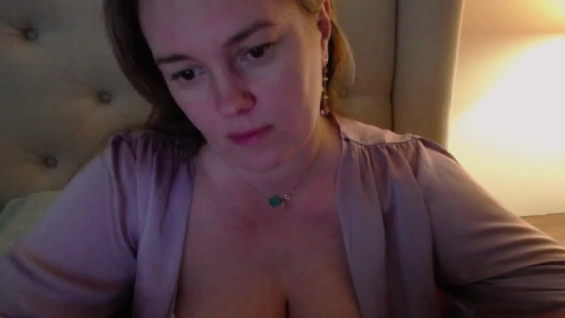 Gallery image thumbnail from J0llye's myfreecams stream on, 03/26/2024, 20:17 image 9 of 20