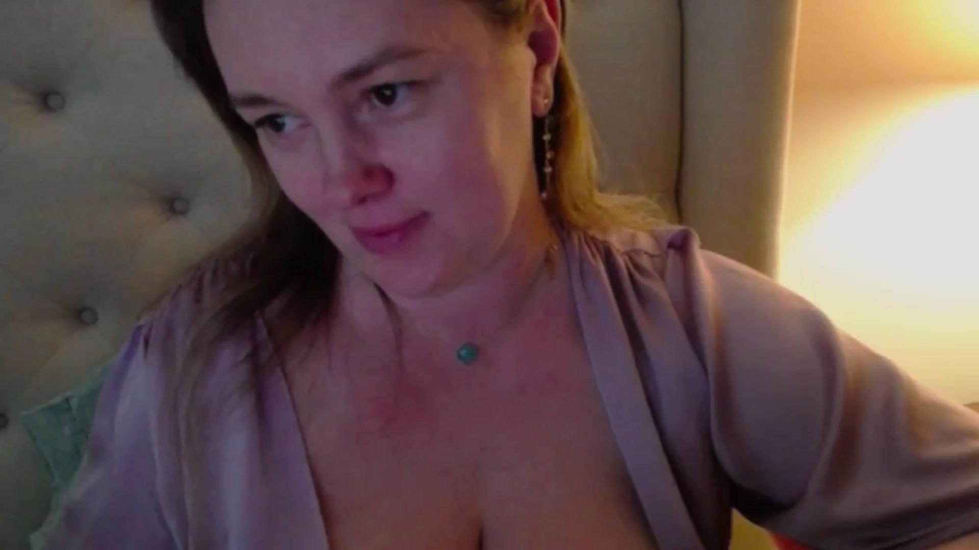 Gallery image thumbnail from J0llye's myfreecams stream on, 03/30/2024, 20:20 image 9 of 20