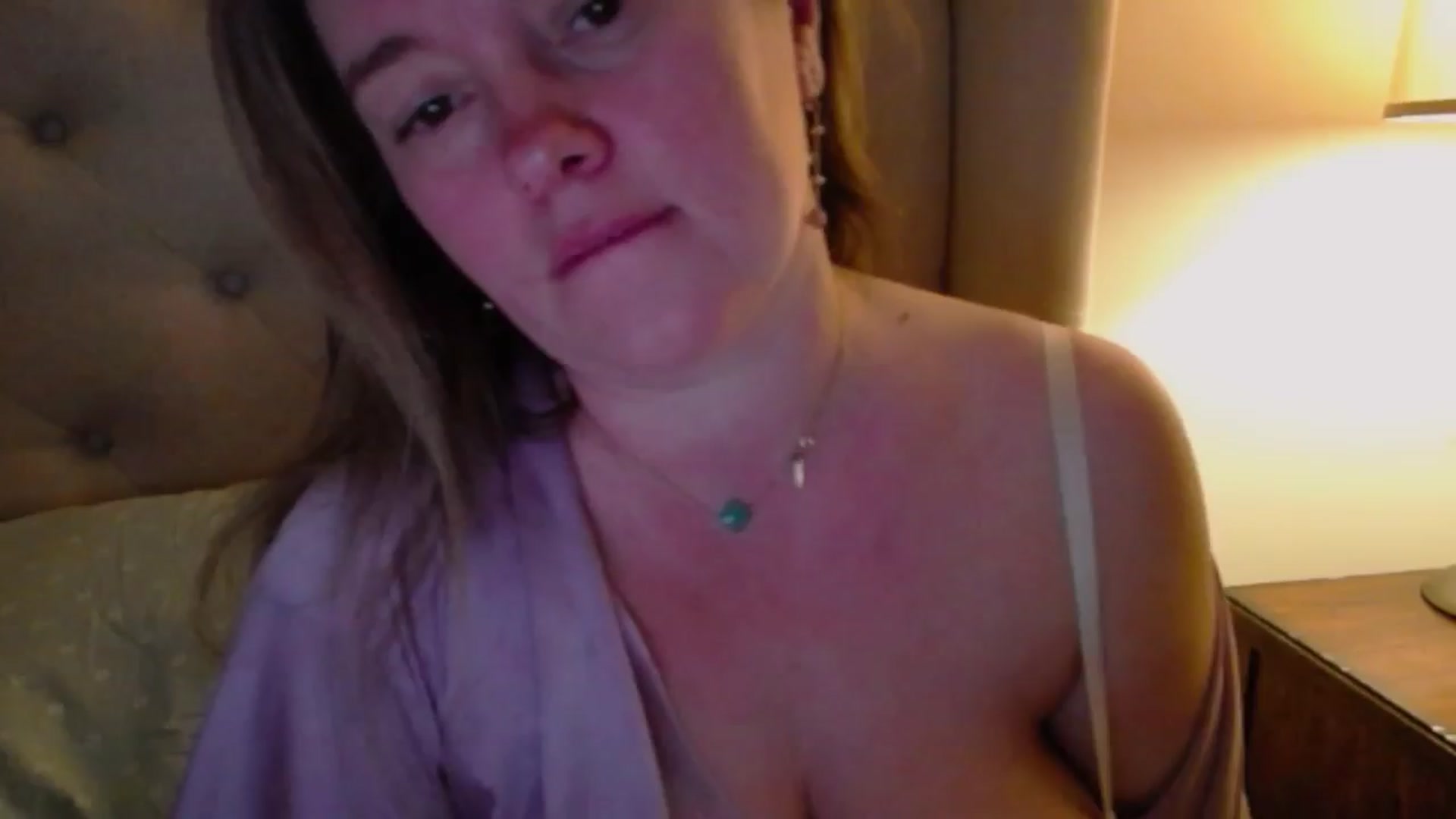 Gallery image thumbnail from J0llye's myfreecams stream on, 04/10/2024, 03:32 image 10 of 20