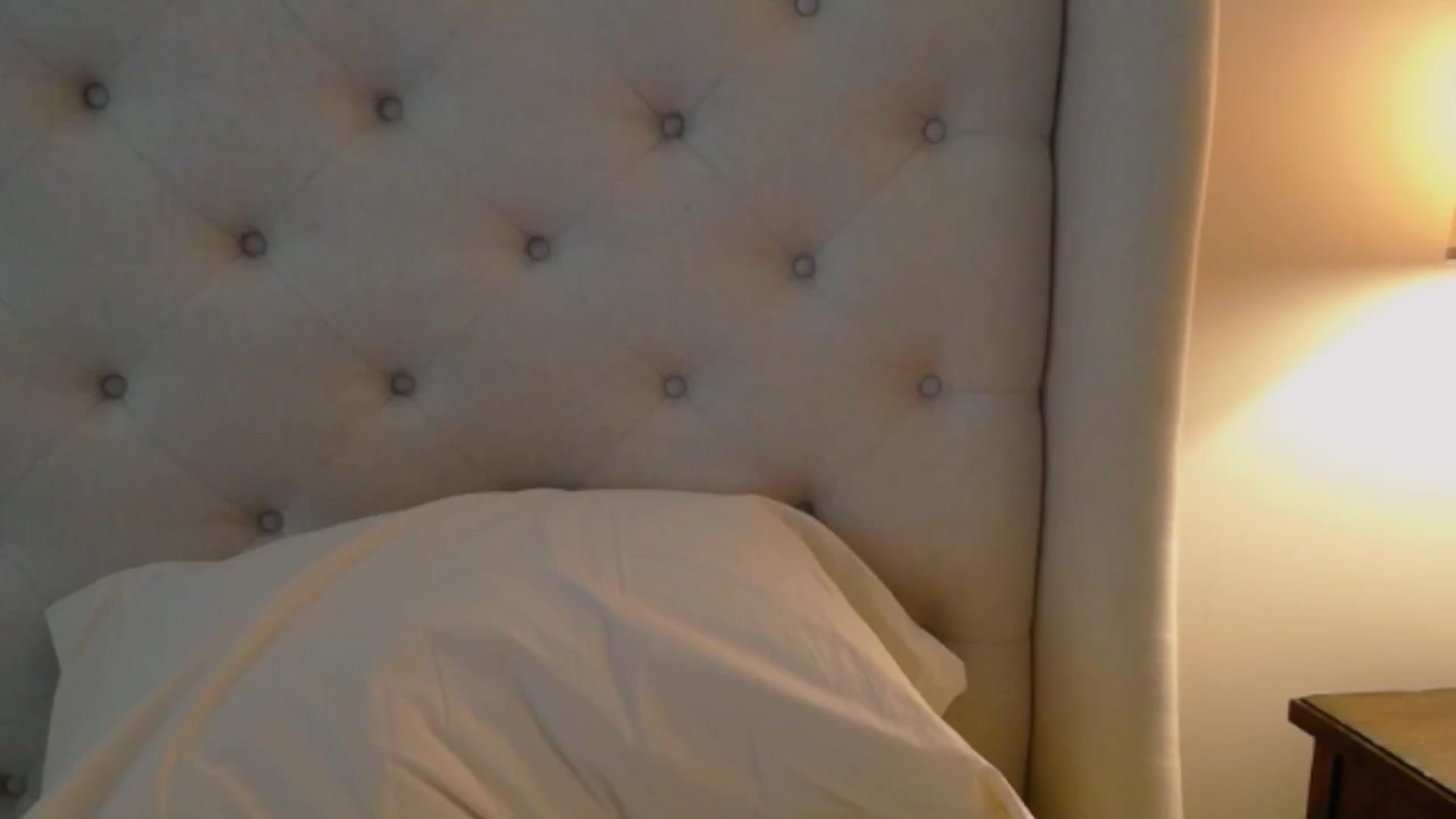 Gallery image thumbnail from J0llye's myfreecams stream on, 04/11/2024, 18:09 image 17 of 20