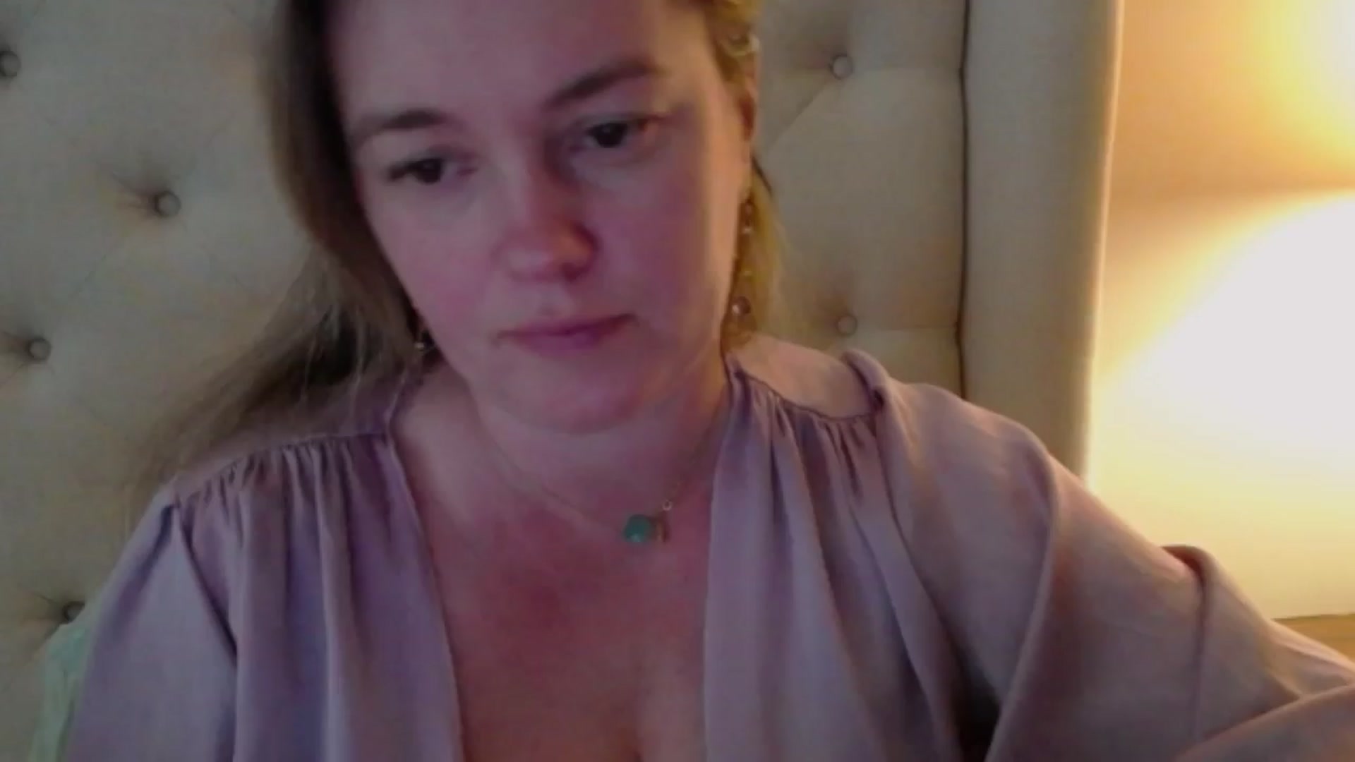 Gallery image thumbnail from J0llye's myfreecams stream on, 04/14/2024, 18:50 image 7 of 20
