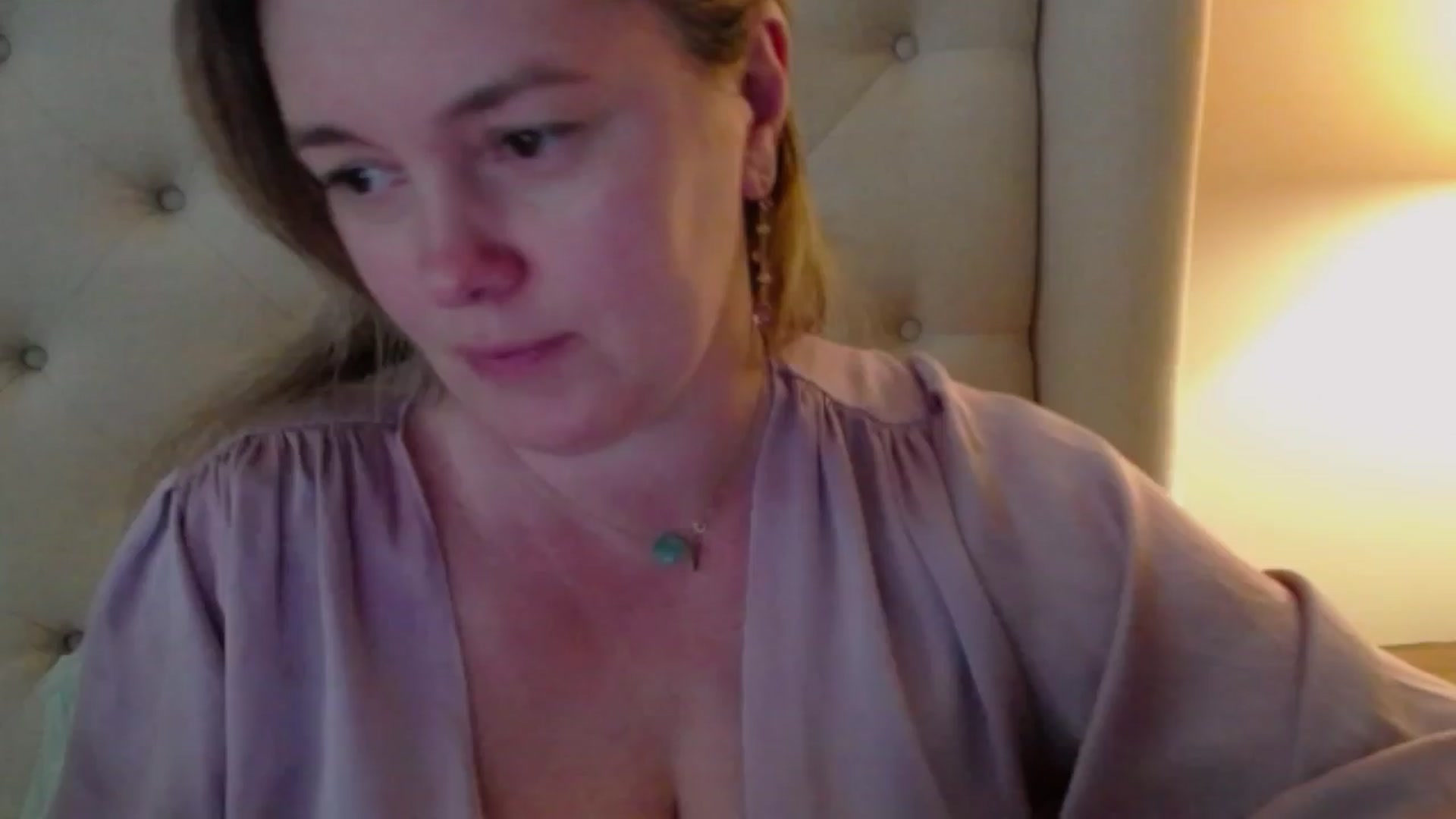 Gallery image thumbnail from J0llye's myfreecams stream on, 04/14/2024, 18:50 image 10 of 20