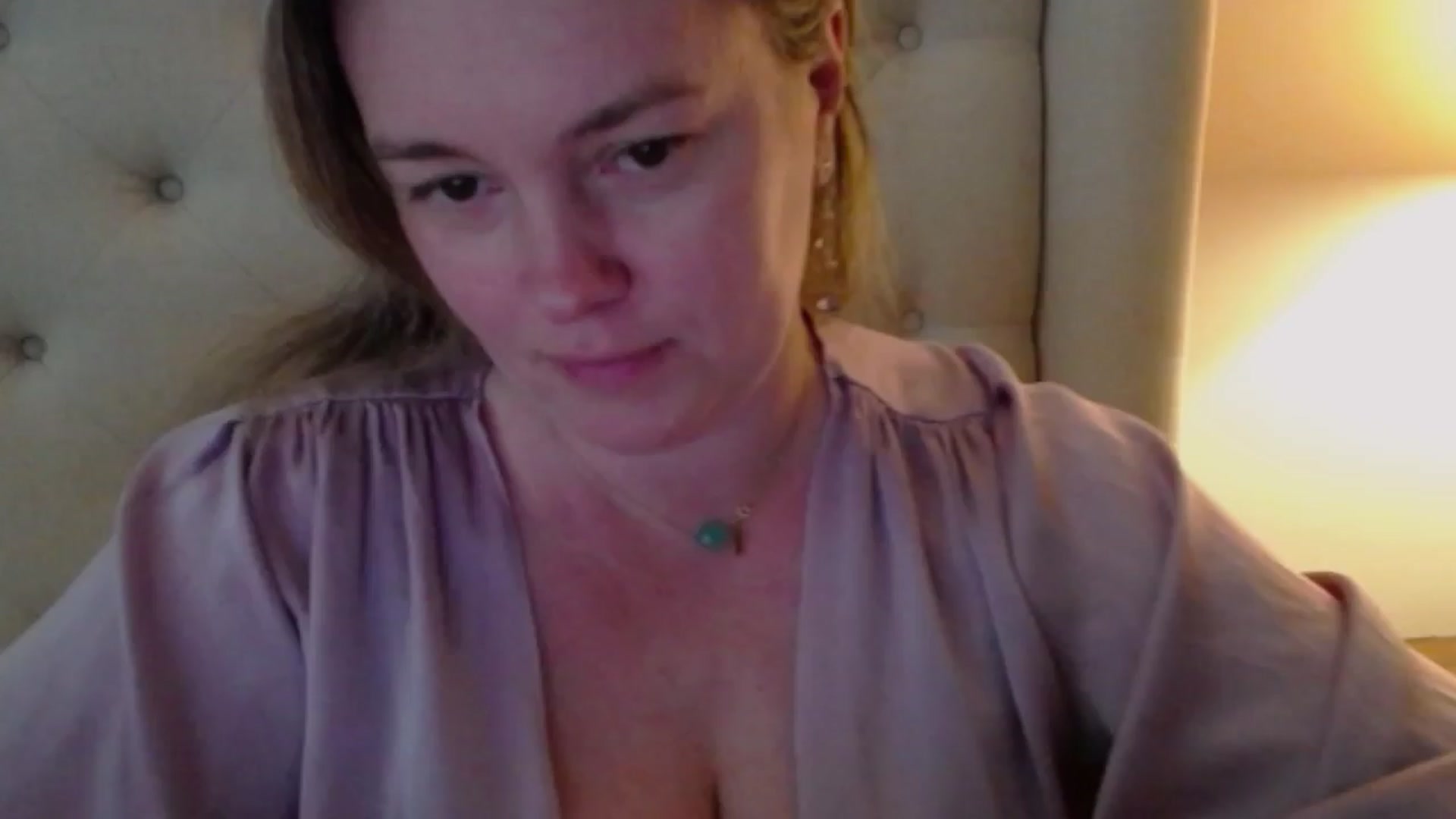 Gallery image thumbnail from J0llye's myfreecams stream on, 04/14/2024, 18:50 image 2 of 20