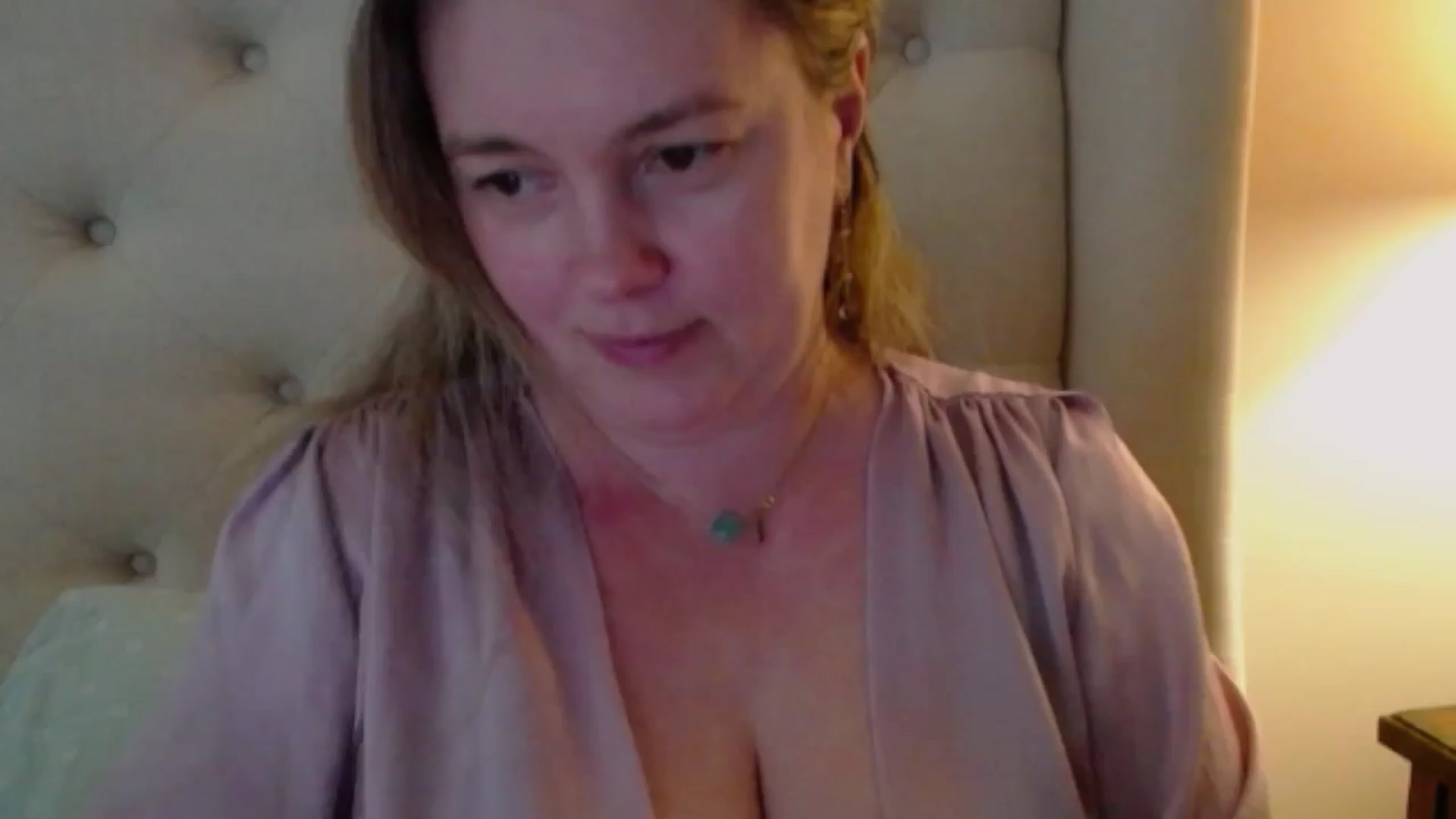 Gallery image thumbnail from J0llye's myfreecams stream on, 04/14/2024, 19:23 image 1 of 20