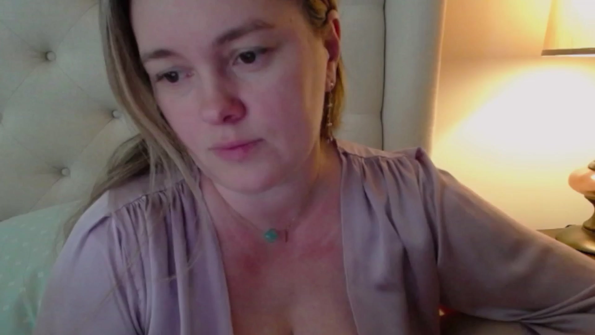 Gallery image thumbnail from J0llye's myfreecams stream on, 04/17/2024, 16:56 image 4 of 20