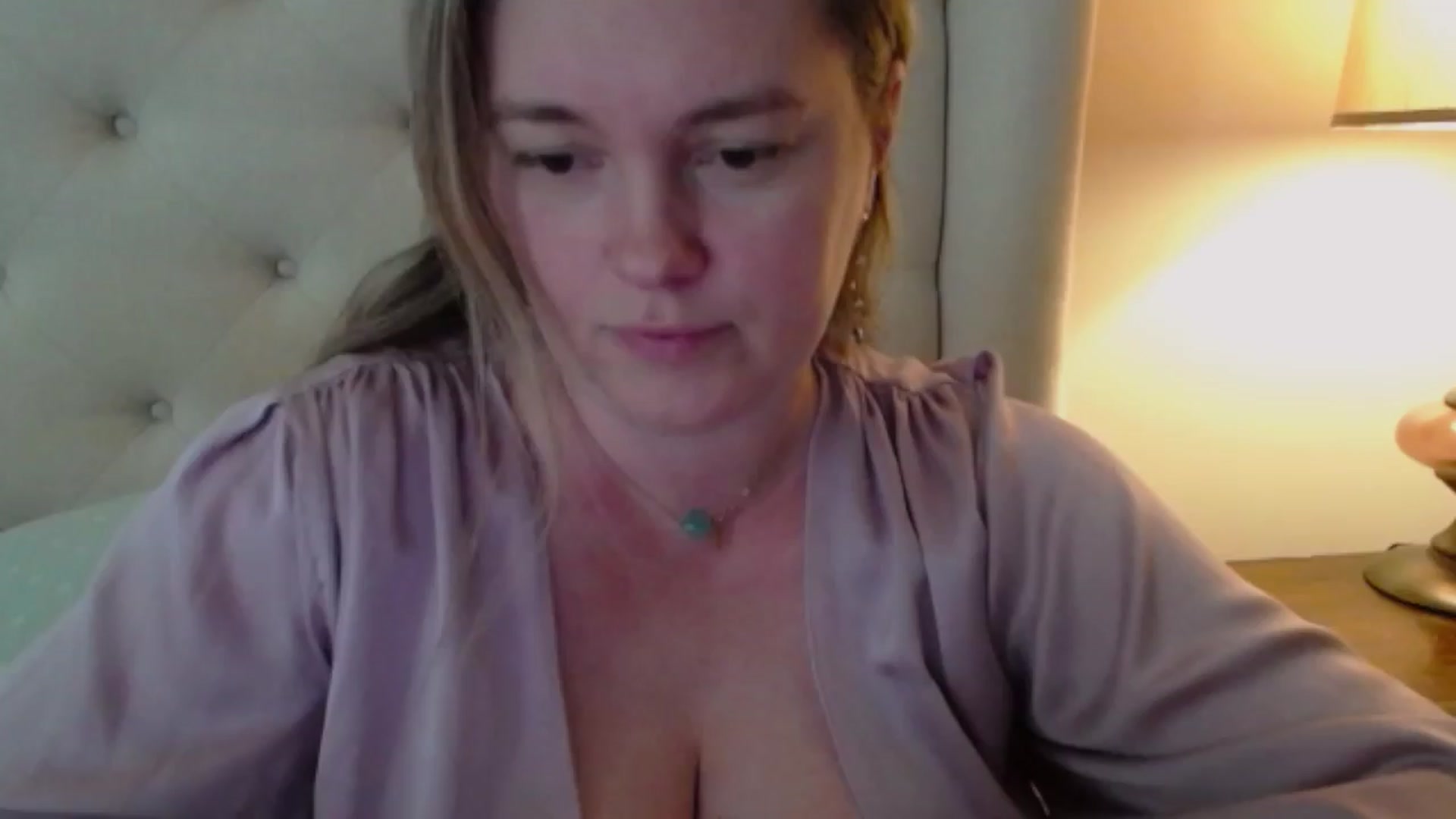 Gallery image thumbnail from J0llye's myfreecams stream on, 04/17/2024, 16:56 image 7 of 20