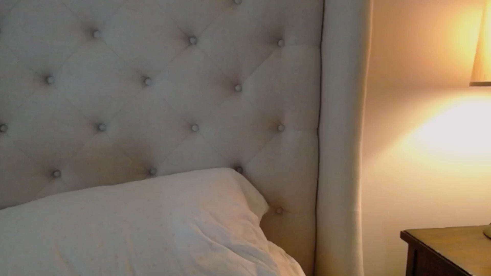 Gallery image thumbnail from J0llye's myfreecams stream on, 04/23/2024, 16:32 image 12 of 20
