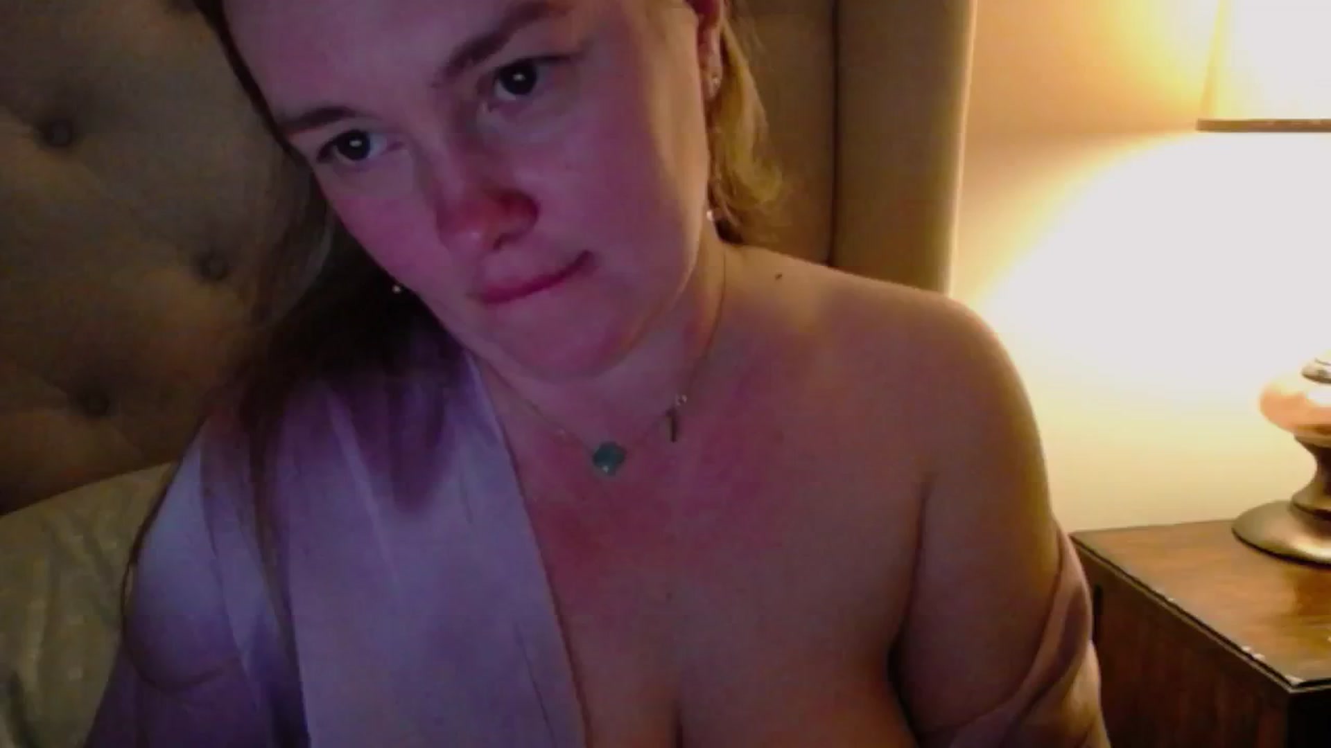 Gallery image thumbnail from J0llye's myfreecams stream on, 04/30/2024, 04:01 image 20 of 20