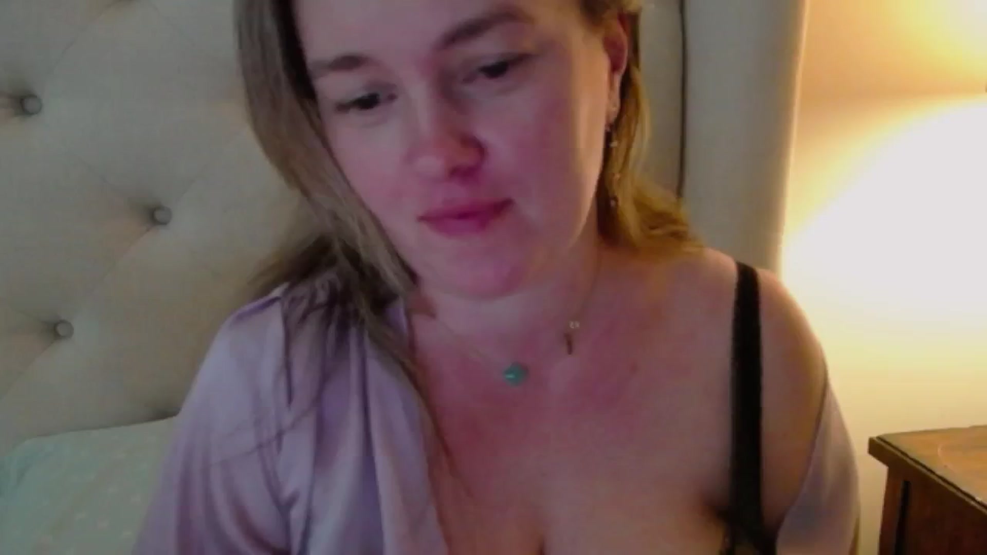 Gallery image thumbnail from J0llye's myfreecams stream on, 05/02/2024, 19:48 image 5 of 20