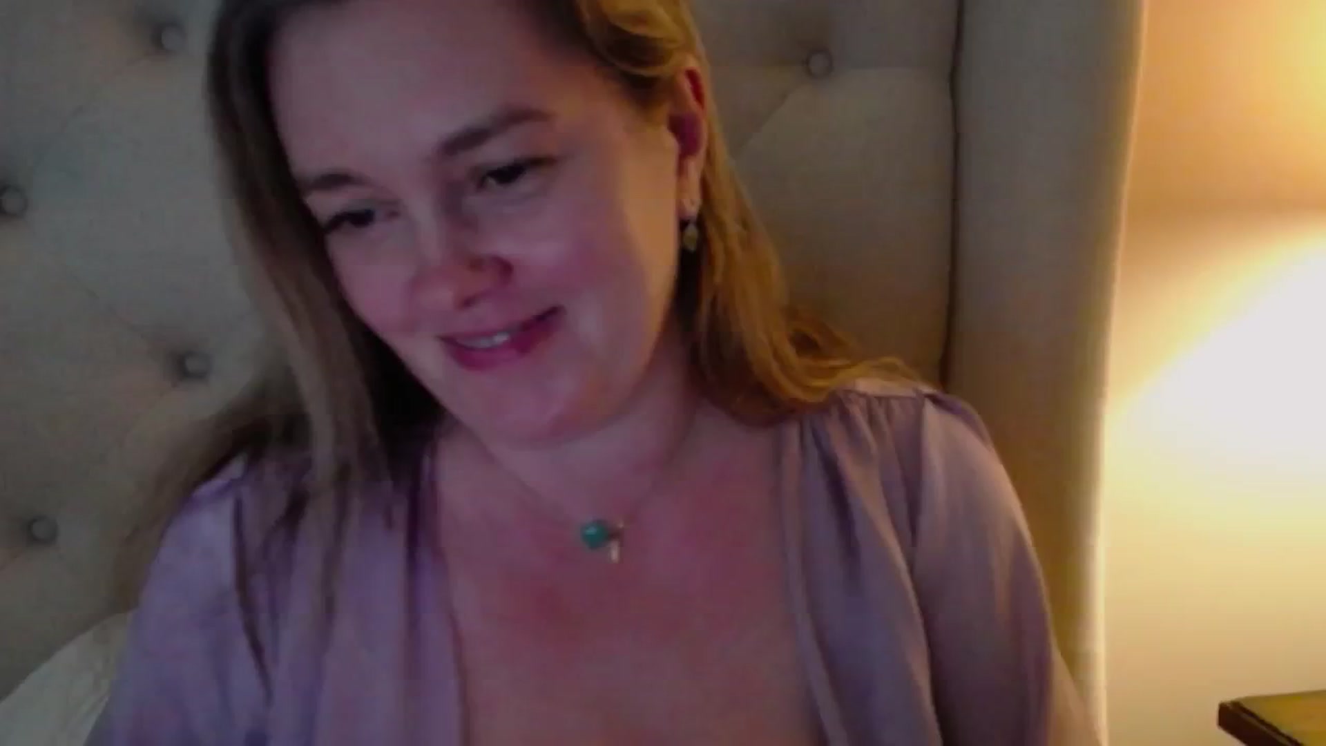 Gallery image thumbnail from J0llye's myfreecams stream on, 05/10/2024, 18:50 image 20 of 20