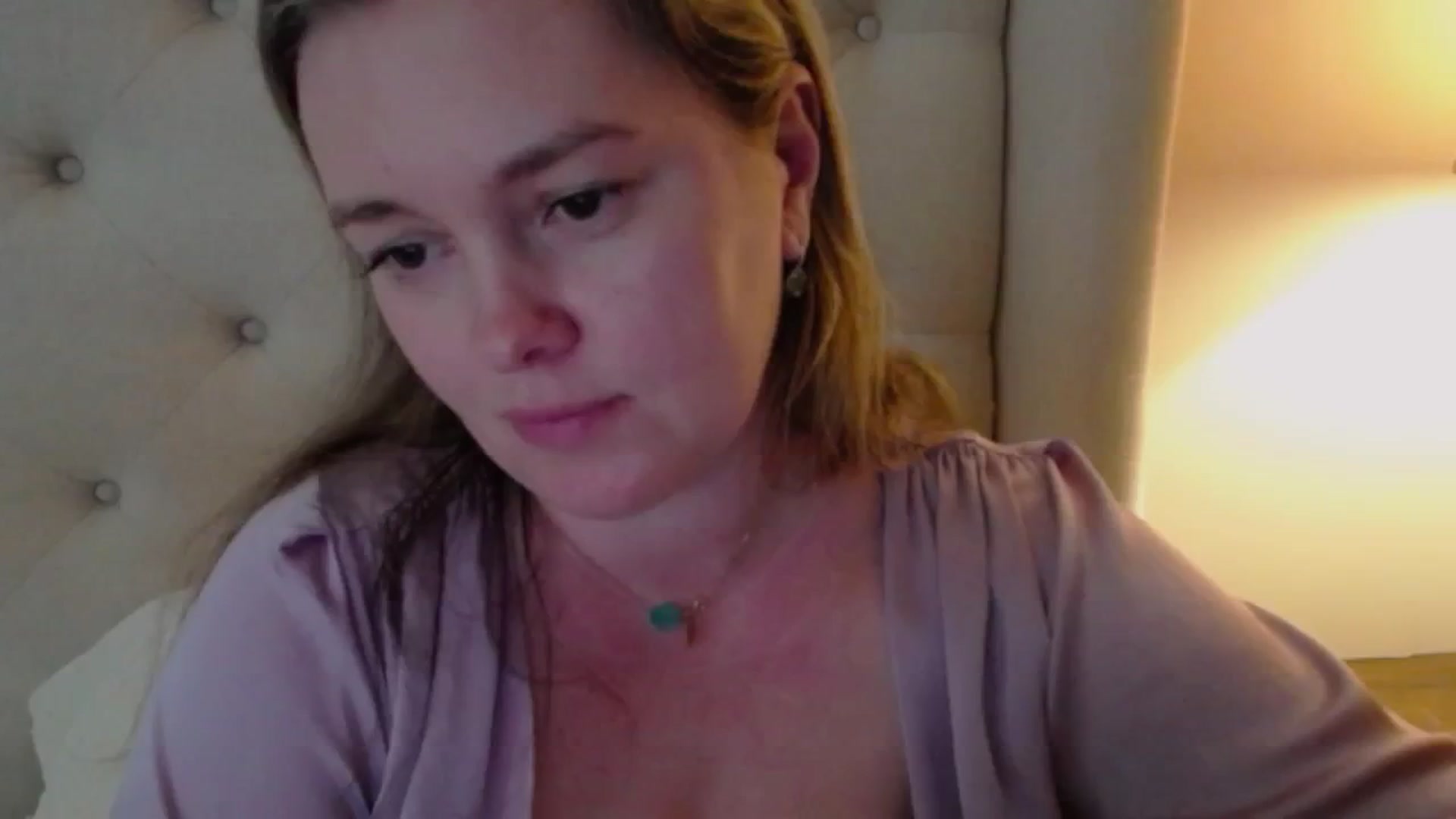 Gallery image thumbnail from J0llye's myfreecams stream on, 05/10/2024, 18:50 image 13 of 20