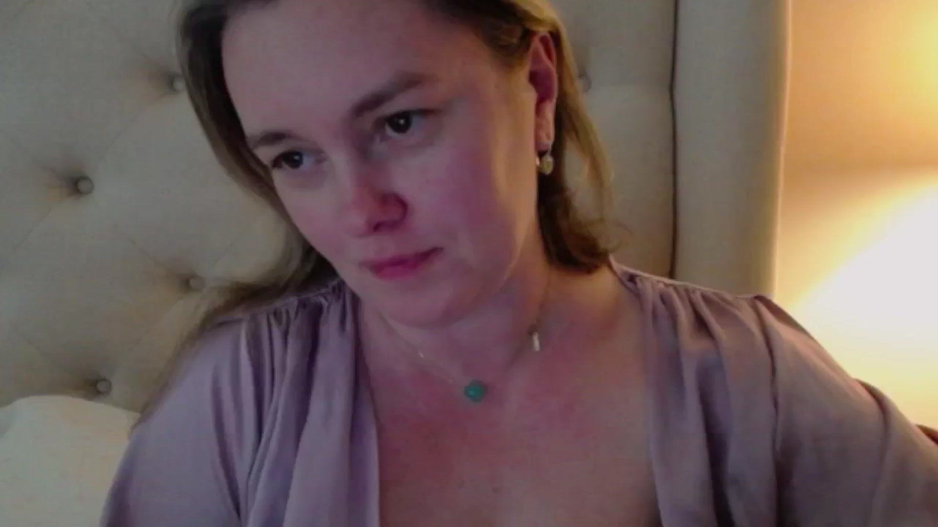 Gallery image thumbnail from J0llye's myfreecams stream on, 05/12/2024, 21:01 image 1 of 20