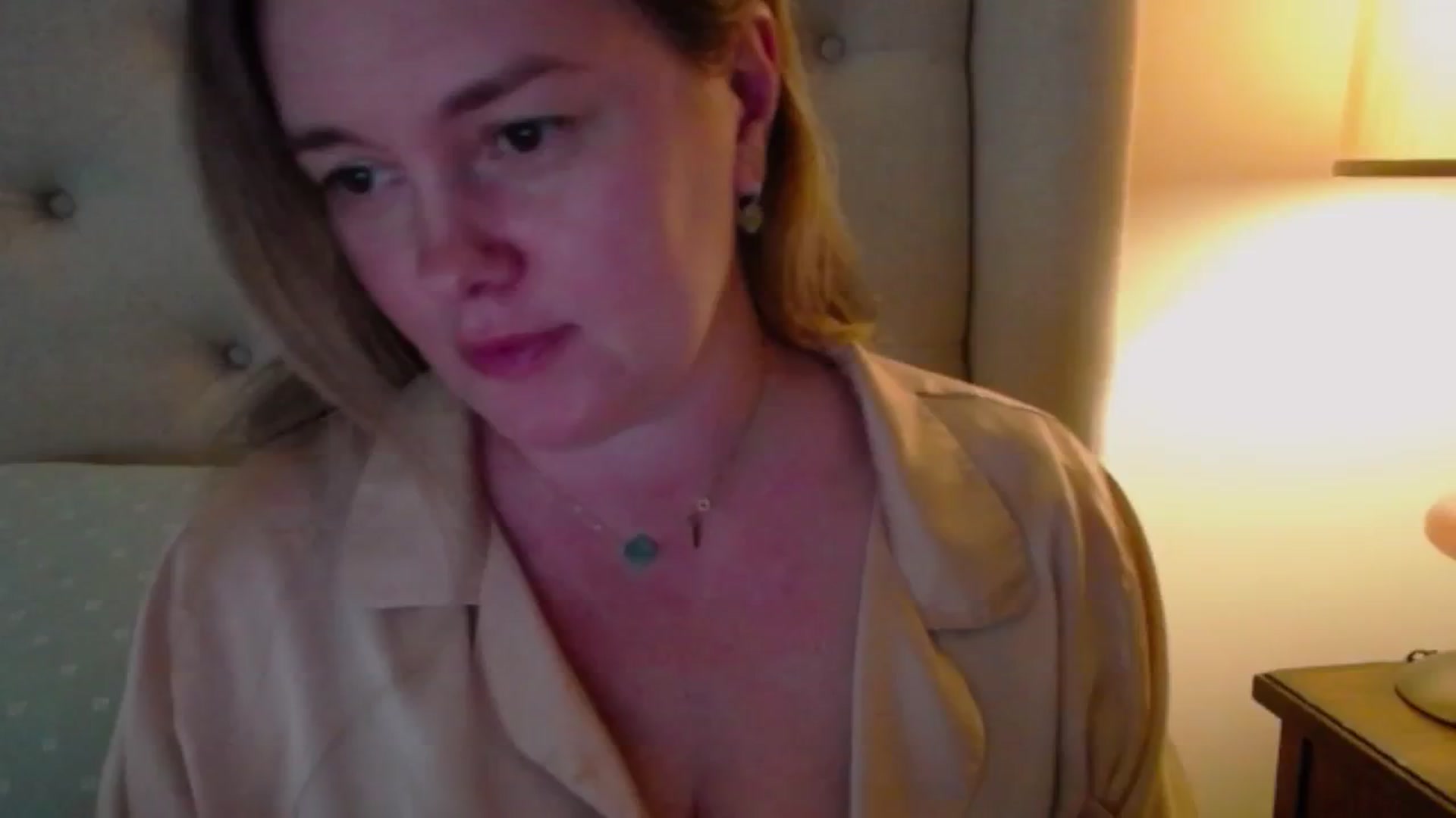 Gallery image thumbnail from J0llye's myfreecams stream on, 05/14/2024, 19:51 image 2 of 20