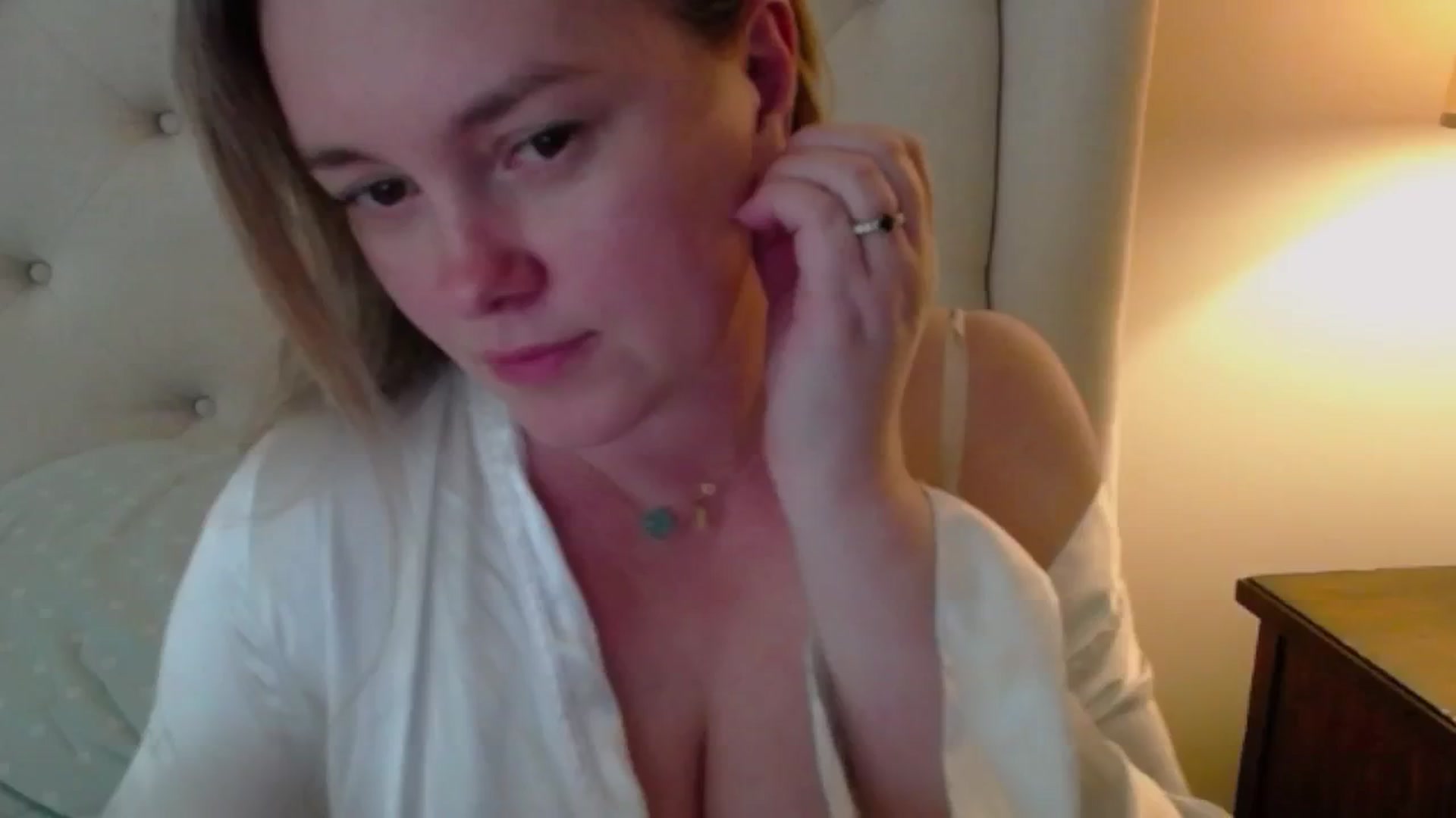 Gallery image thumbnail from J0llye's myfreecams stream on, 05/15/2024, 19:58 image 2 of 20