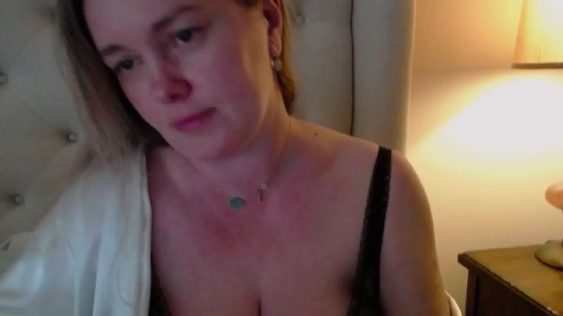 Gallery image thumbnail from J0llye's myfreecams stream on, 05/25/2024, 20:44 image 1 of 20