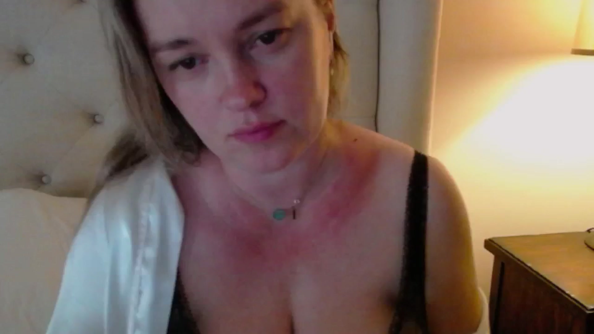 Gallery image thumbnail from J0llye's myfreecams stream on, 05/29/2024, 20:39 image 1 of 20