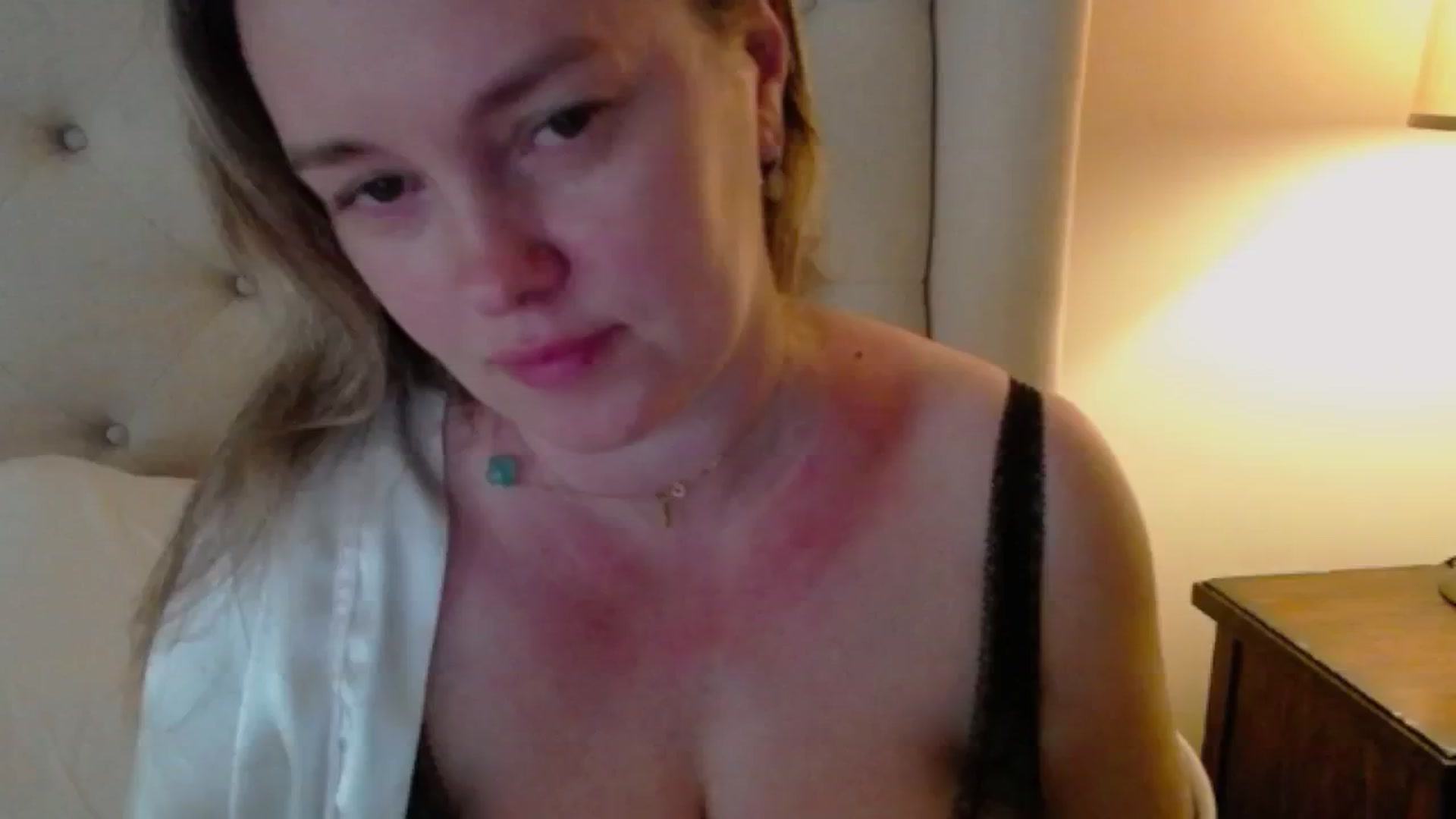 Gallery image thumbnail from J0llye's myfreecams stream on, 05/29/2024, 20:39 image 2 of 20
