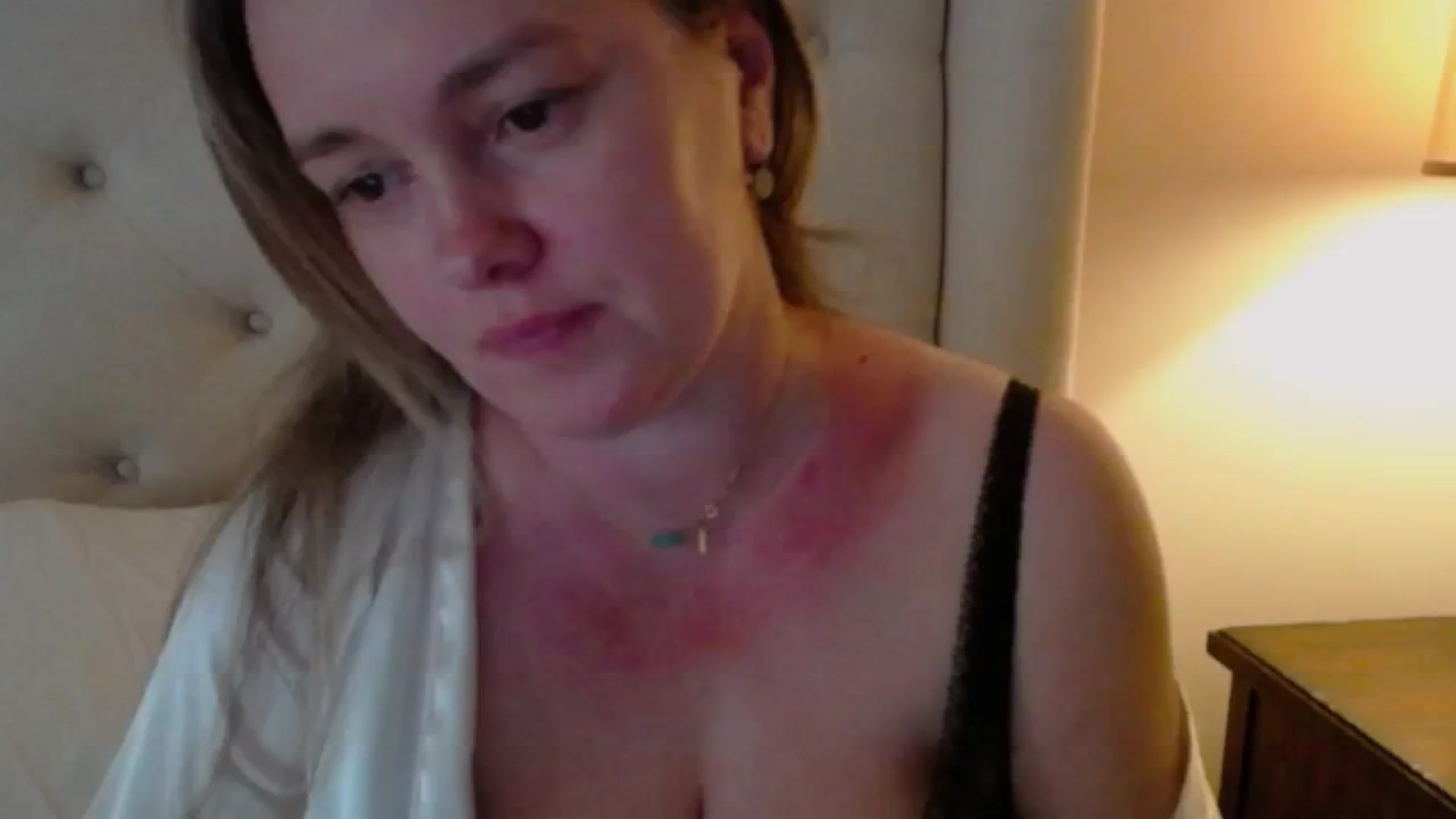 Gallery image thumbnail from J0llye's myfreecams stream on, 05/29/2024, 20:54 image 4 of 20