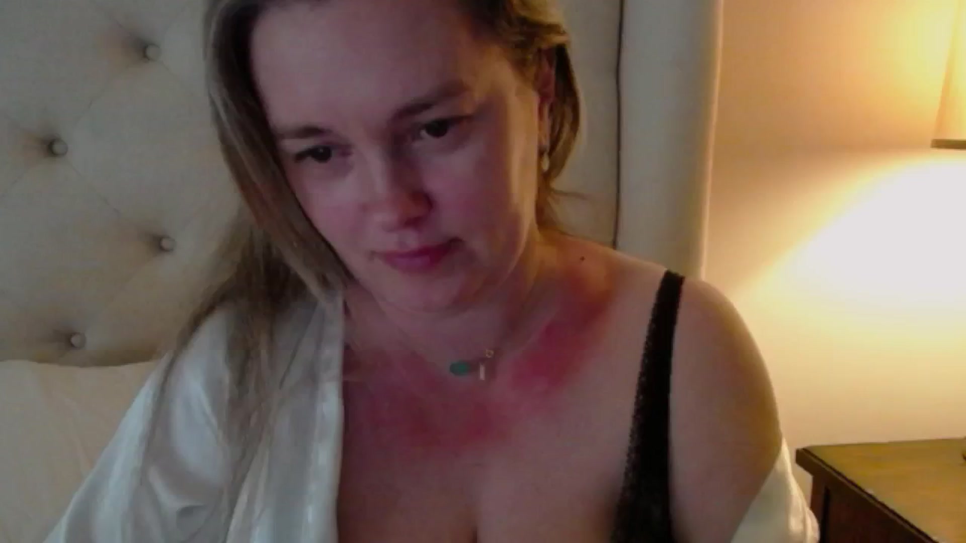 Gallery image thumbnail from J0llye's myfreecams stream on, 05/29/2024, 20:54 image 10 of 20