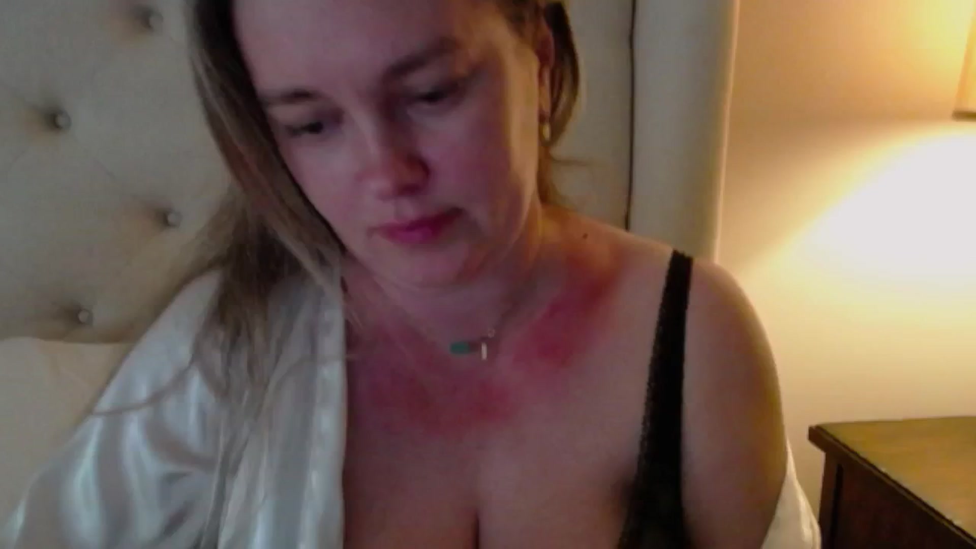 Gallery image thumbnail from J0llye's myfreecams stream on, 05/29/2024, 20:54 image 6 of 20
