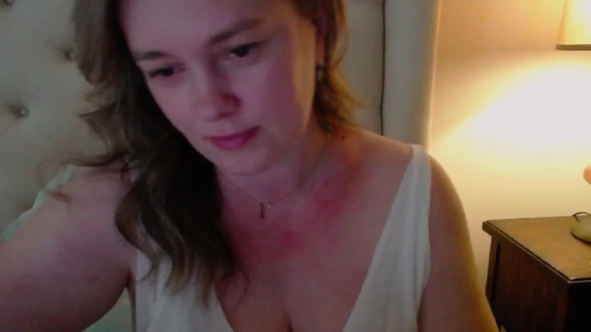 Gallery image thumbnail from J0llye's myfreecams stream on, 05/31/2024, 20:54 image 11 of 20