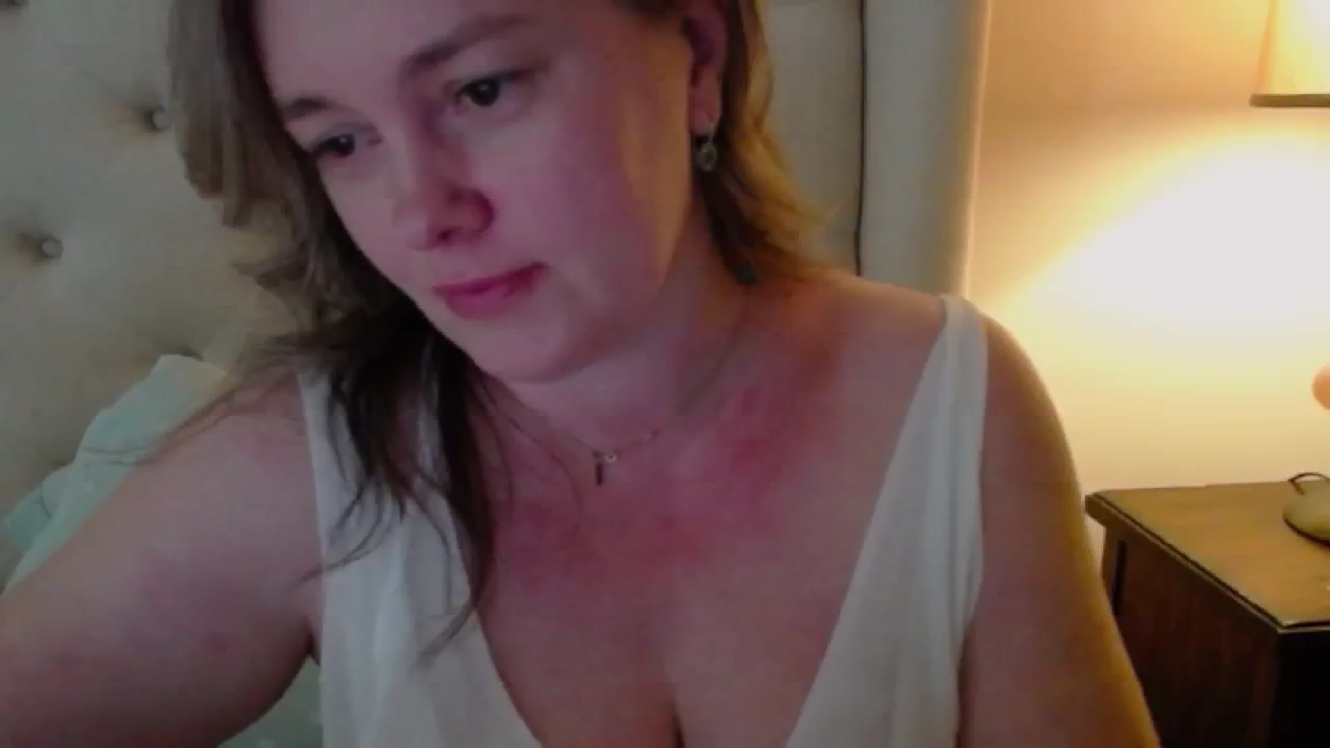Gallery image thumbnail from J0llye's myfreecams stream on, 05/31/2024, 20:54 image 10 of 20