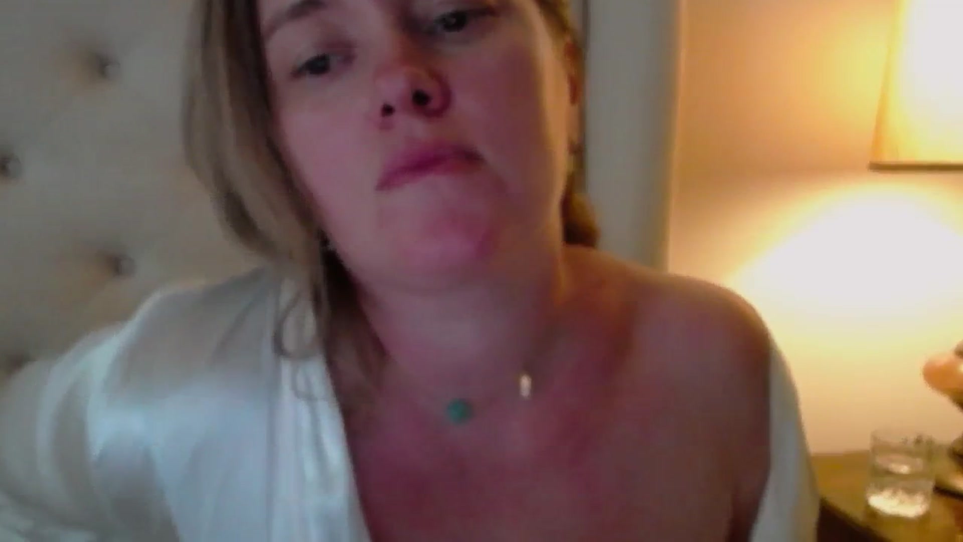 Gallery image thumbnail from J0llye's myfreecams stream on, 06/04/2024, 19:57 image 18 of 20