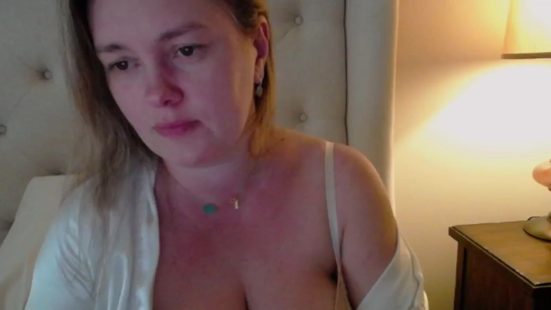 Gallery image thumbnail from J0llye's myfreecams stream on, 06/06/2024, 20:43 image 4 of 20