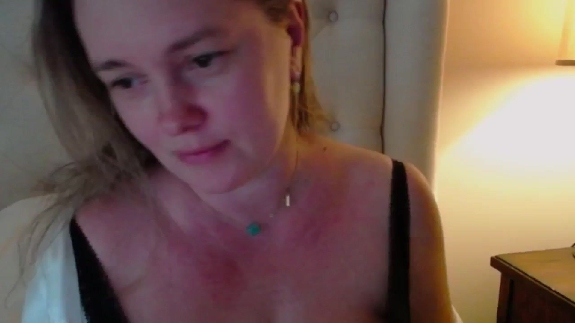 Gallery image thumbnail from J0llye's myfreecams stream on, 06/08/2024, 20:58 image 17 of 20