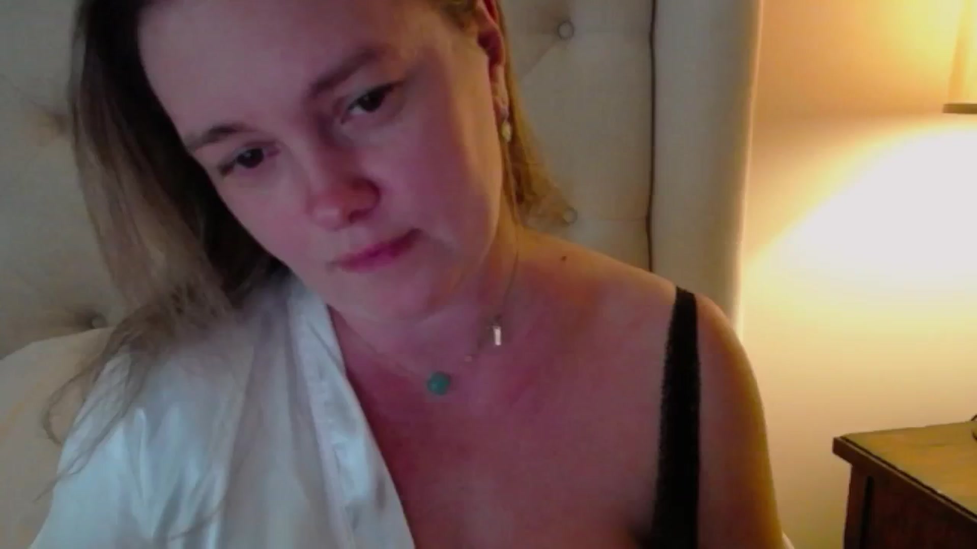 Gallery image thumbnail from J0llye's myfreecams stream on, 06/08/2024, 20:58 image 6 of 20