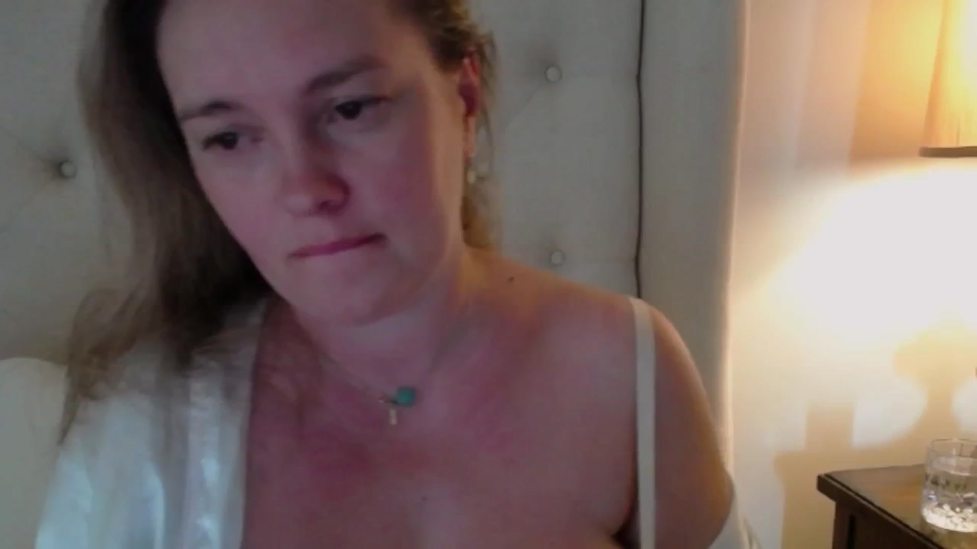 Gallery image thumbnail from J0llye's myfreecams stream on, 06/12/2024, 19:57 image 6 of 20