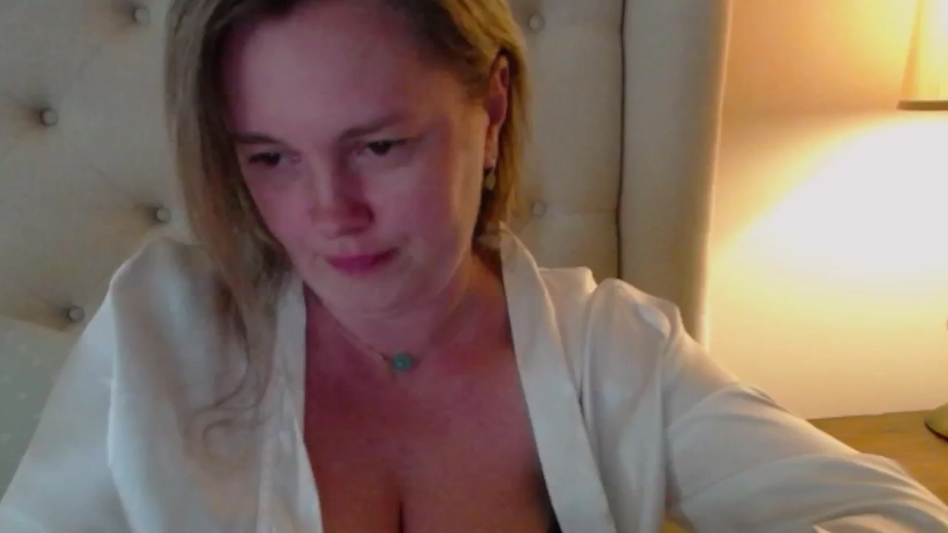 Gallery image thumbnail from J0llye's myfreecams stream on, 06/13/2024, 20:53 image 5 of 20