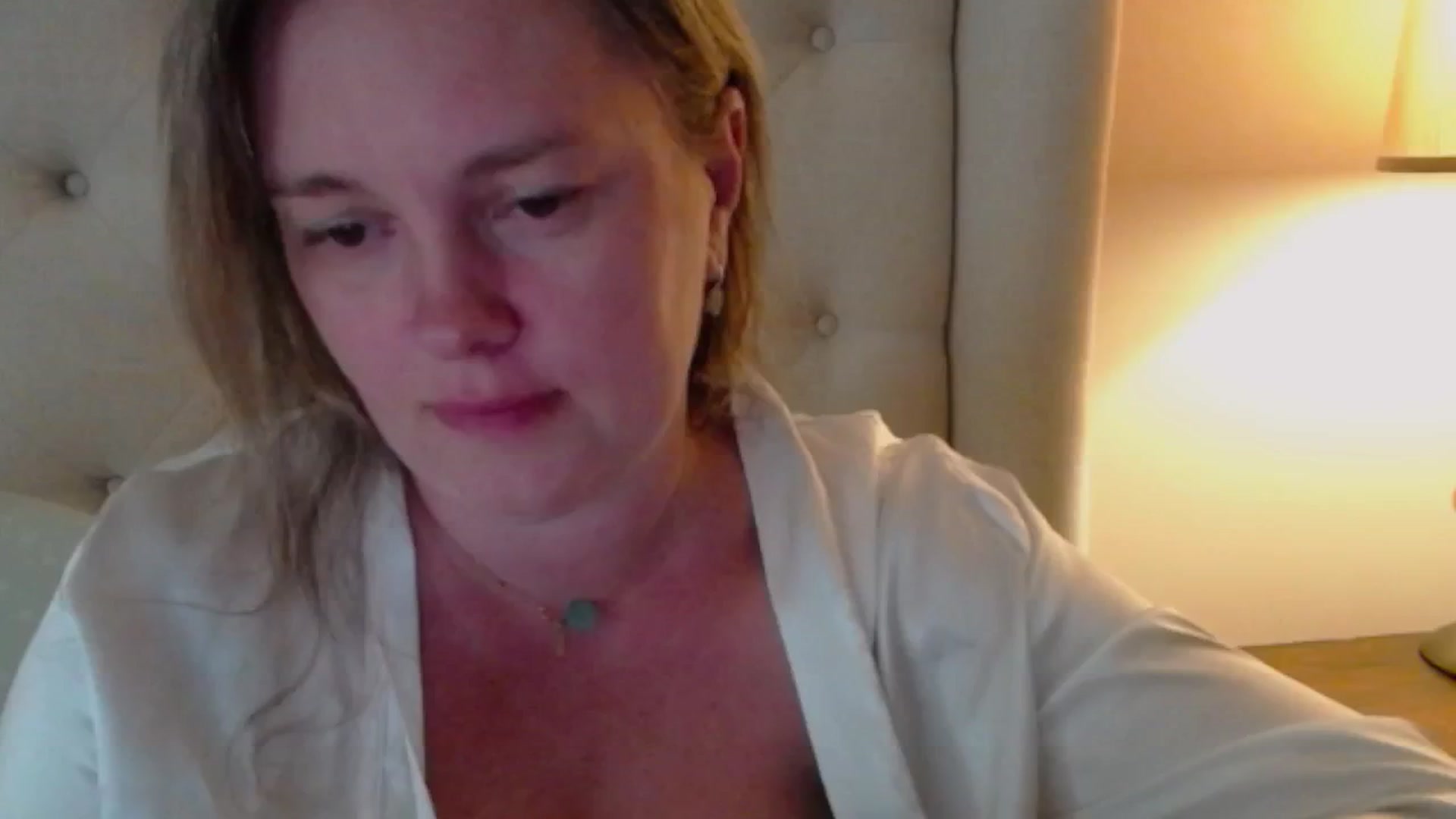 Gallery image thumbnail from J0llye's myfreecams stream on, 06/13/2024, 20:53 image 4 of 20
