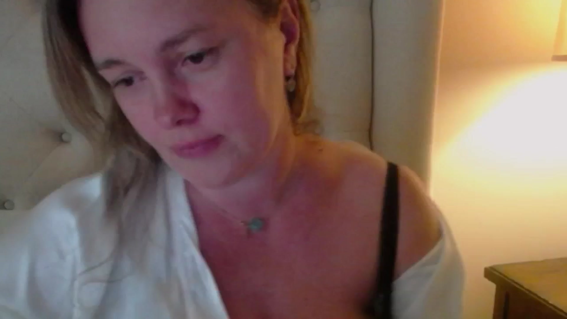 Gallery image thumbnail from J0llye's myfreecams stream on, 06/13/2024, 20:53 image 14 of 20