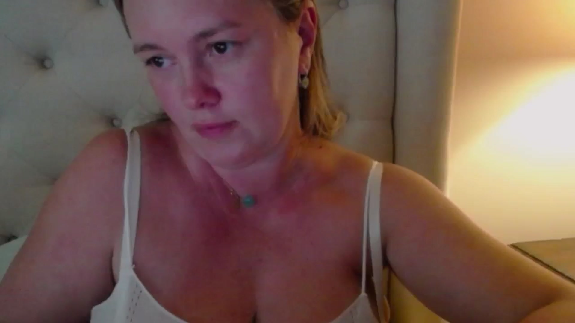 Gallery image thumbnail from J0llye's myfreecams stream on, 07/11/2024, 20:30 image 6 of 20