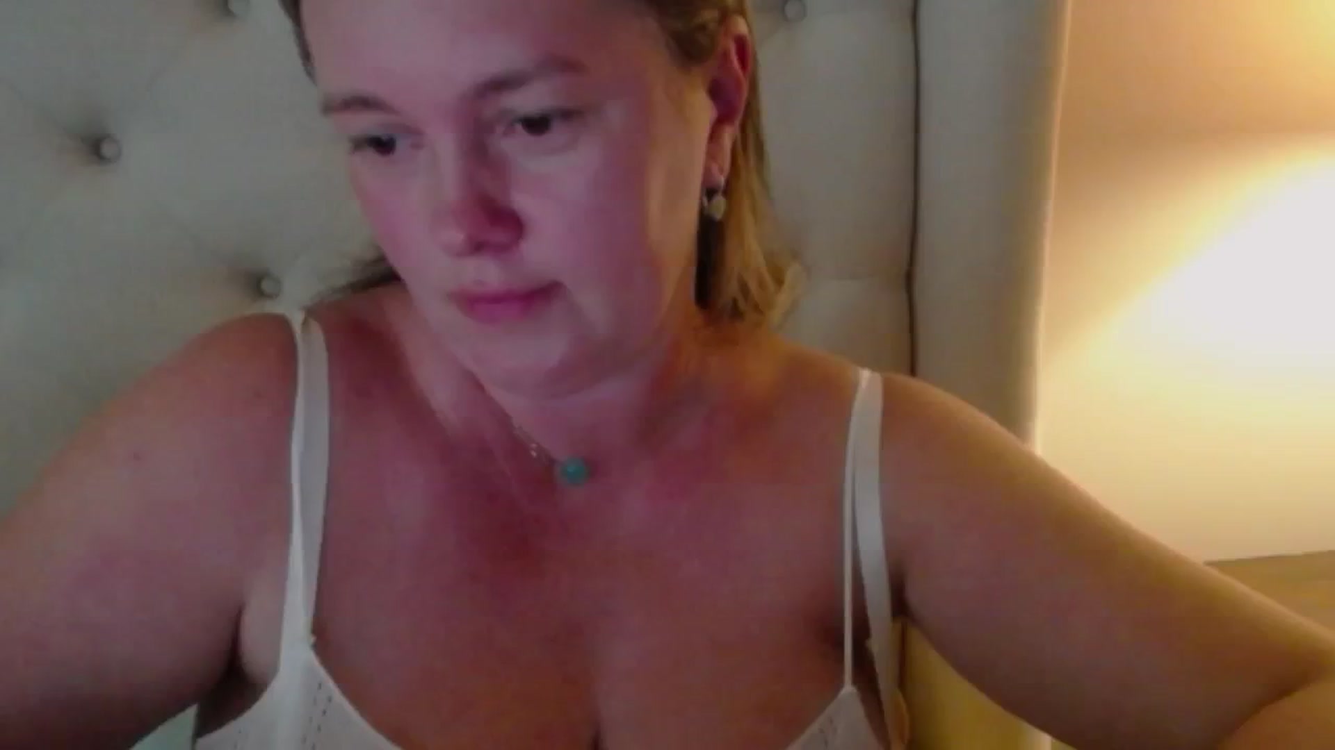 Gallery image thumbnail from J0llye's myfreecams stream on, 07/11/2024, 20:30 image 2 of 20