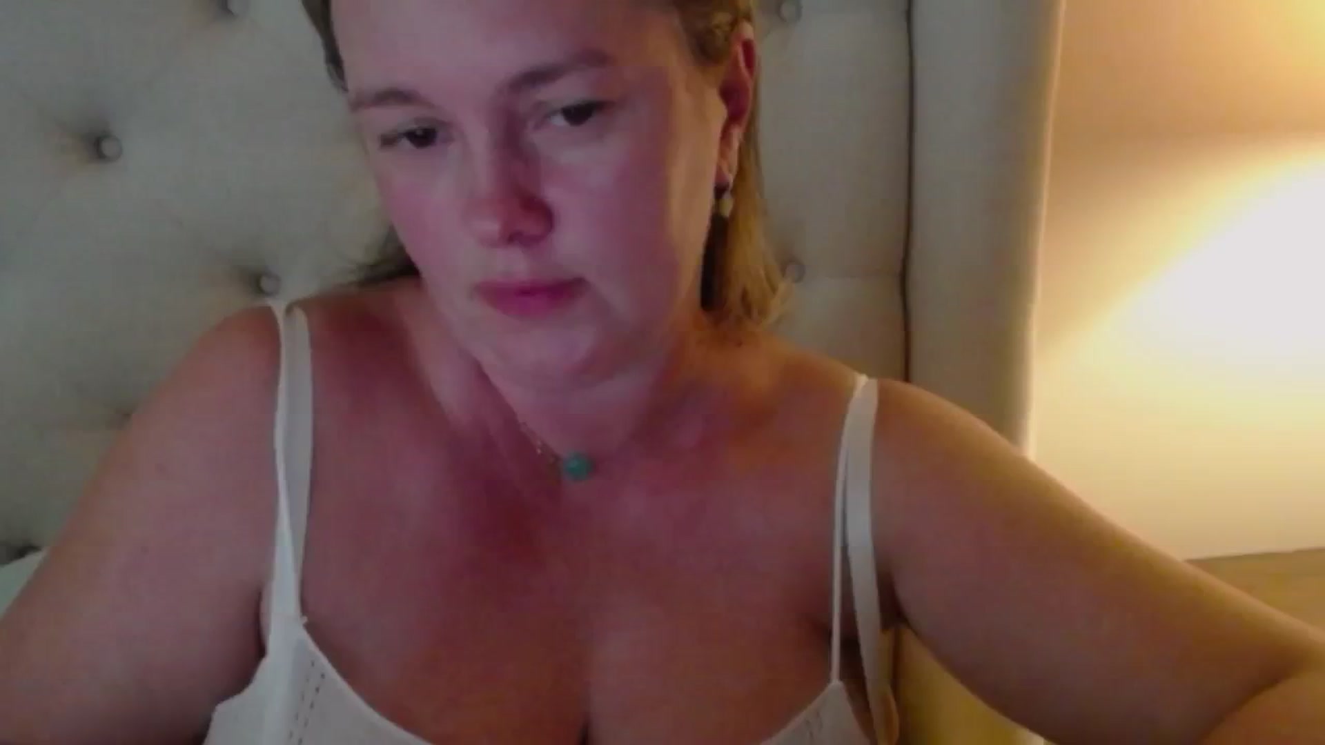 Gallery image thumbnail from J0llye's myfreecams stream on, 07/11/2024, 20:30 image 8 of 20