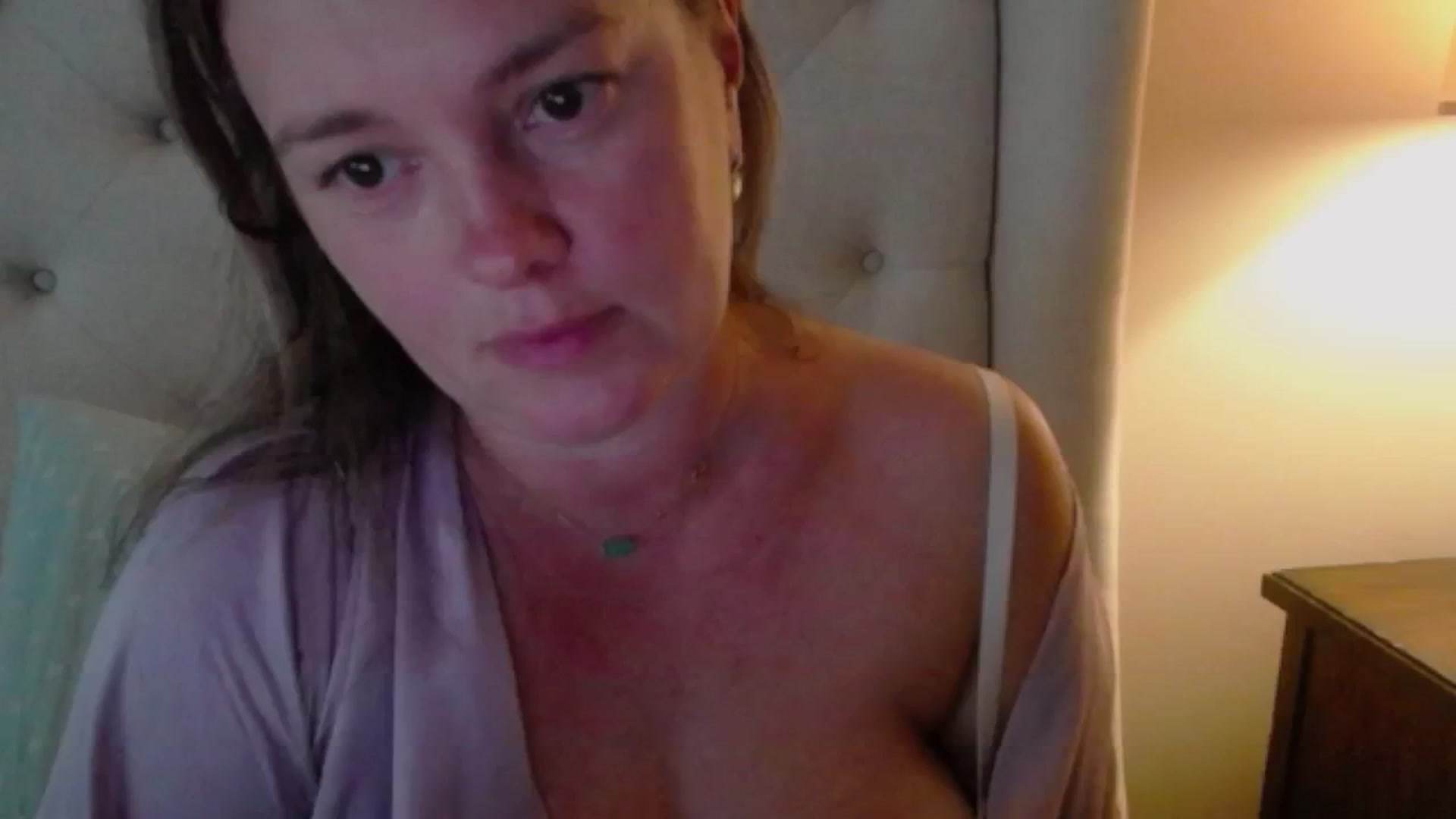 Gallery image thumbnail from J0llye's myfreecams stream on, 07/21/2024, 20:58 image 6 of 20