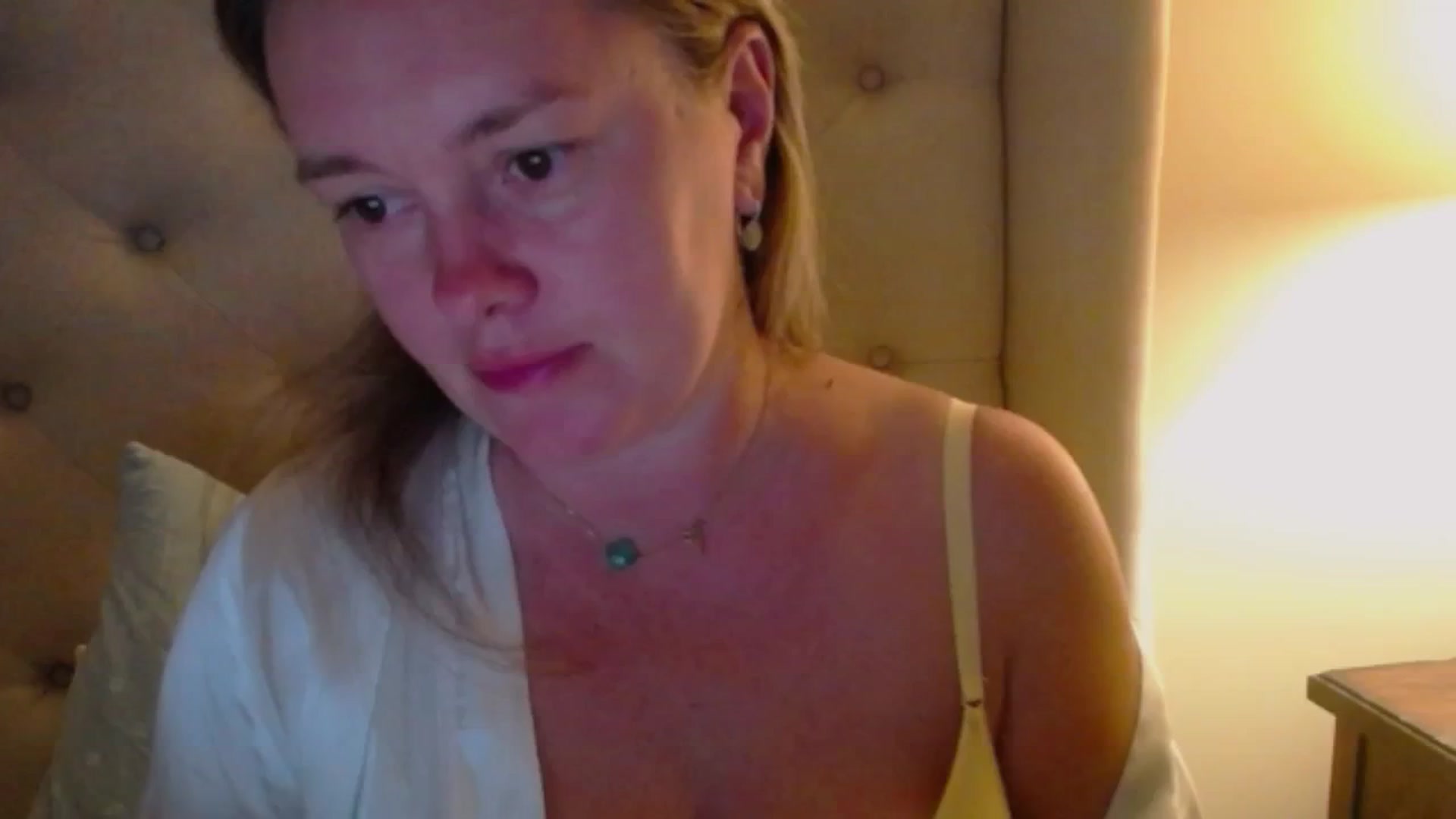 Gallery image thumbnail from J0llye's myfreecams stream on, 07/24/2024, 03:55 image 5 of 20