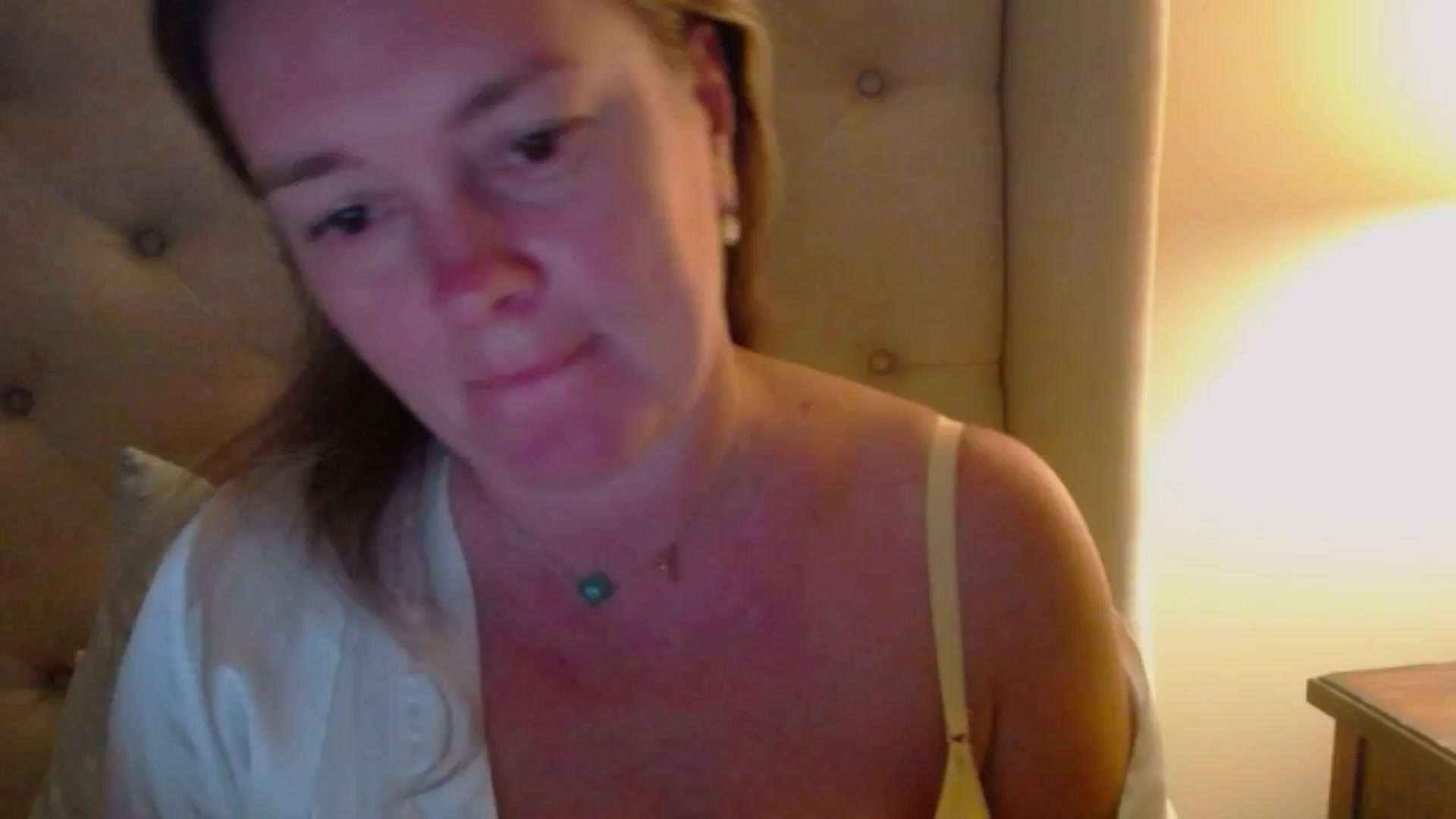 Gallery image thumbnail from J0llye's myfreecams stream on, 07/24/2024, 03:55 image 2 of 20