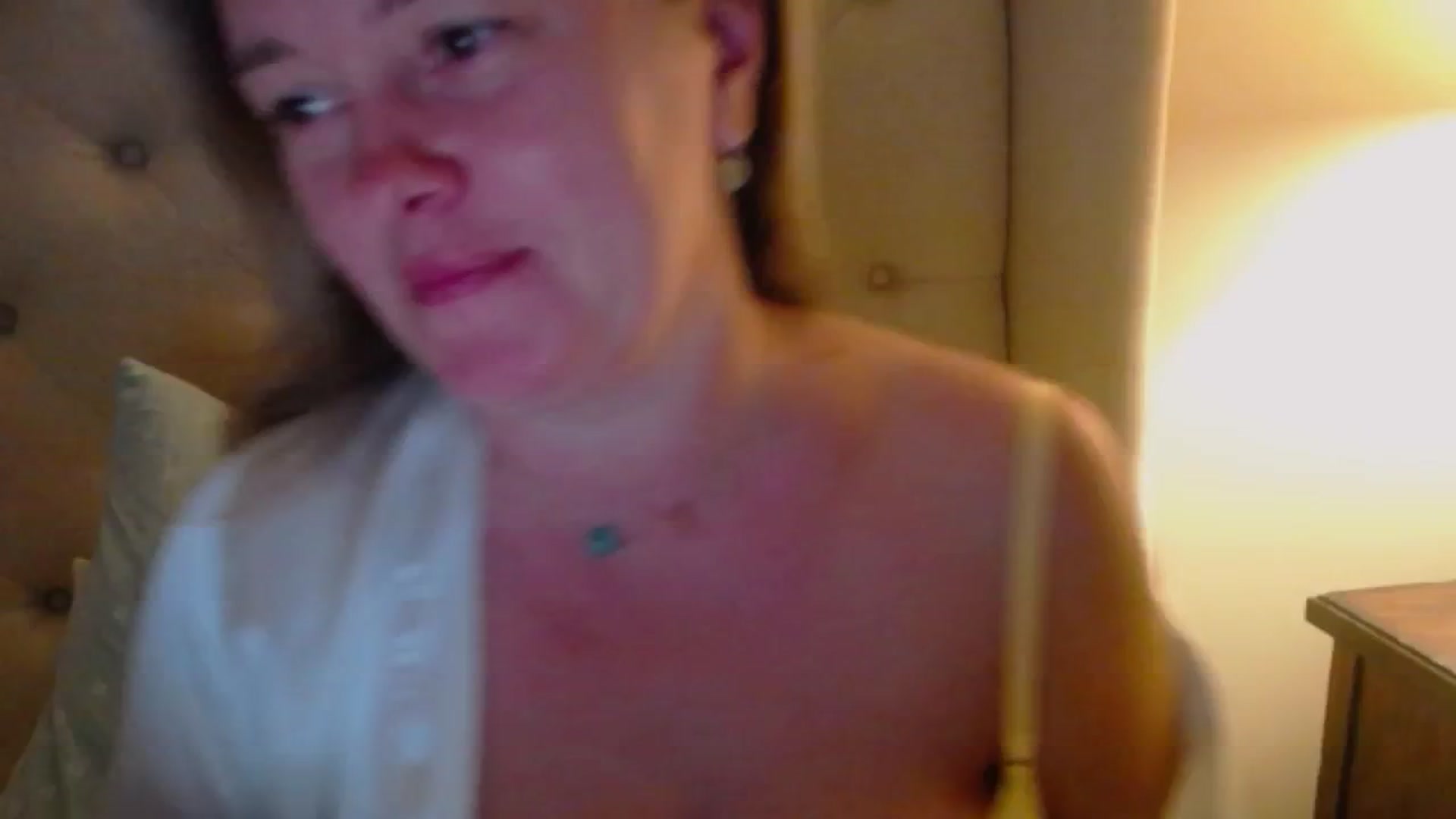 Gallery image thumbnail from J0llye's myfreecams stream on, 07/24/2024, 03:55 image 14 of 20