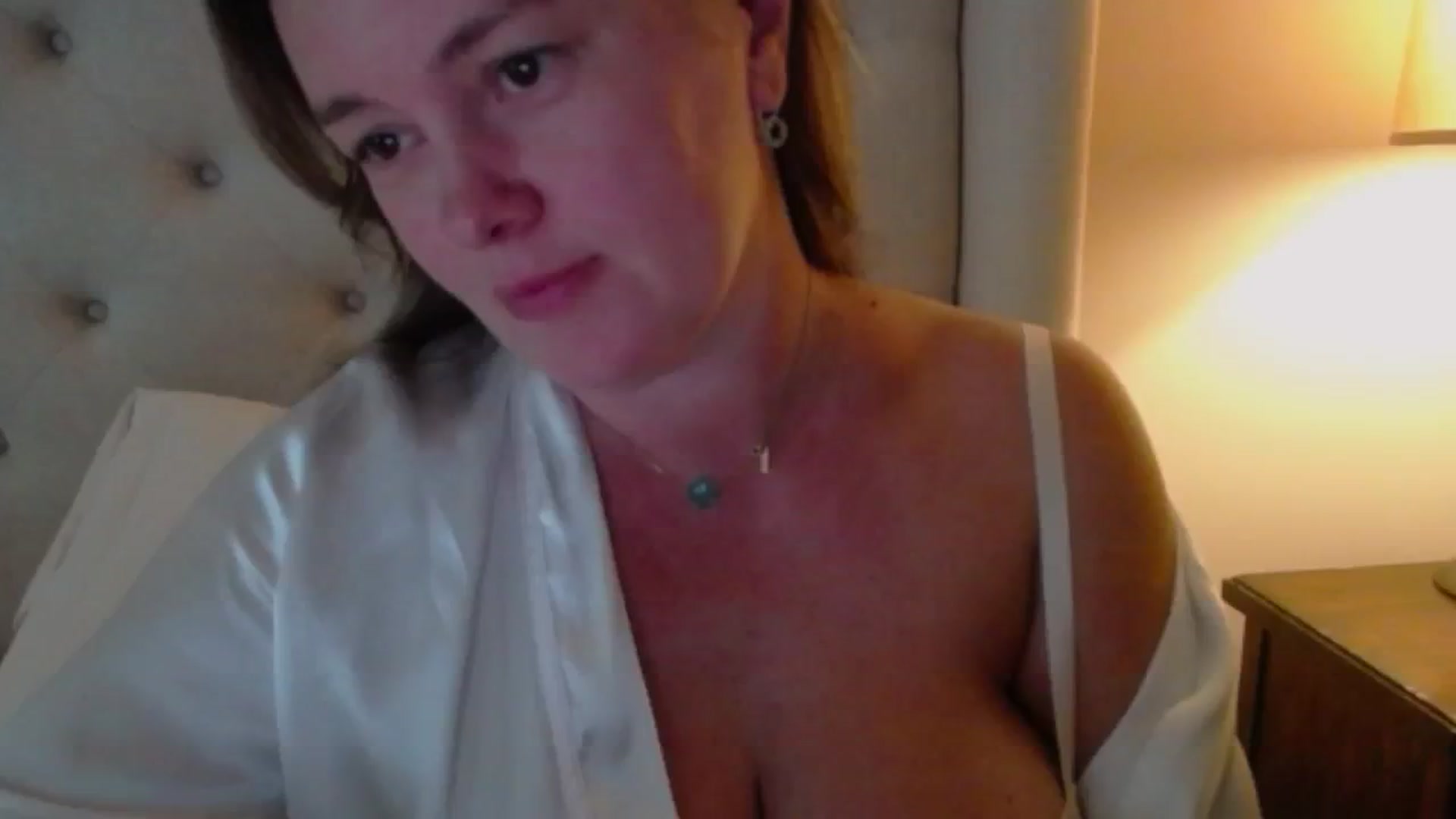 Gallery image thumbnail from J0llye's myfreecams stream on, 07/29/2024, 20:43 image 7 of 20